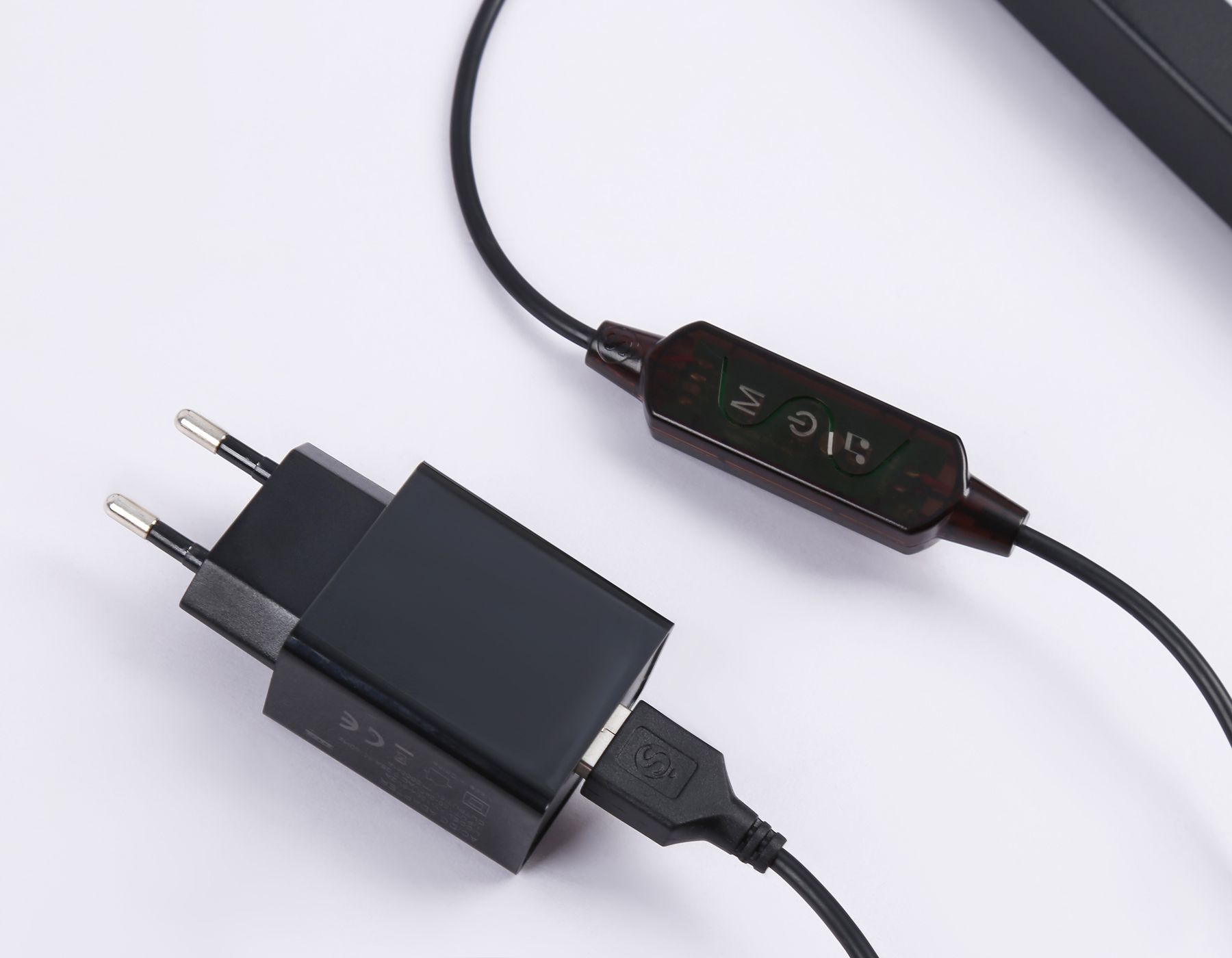 Торшер RGB с пультом Ambrella Light COMFORT FL8027_AMB