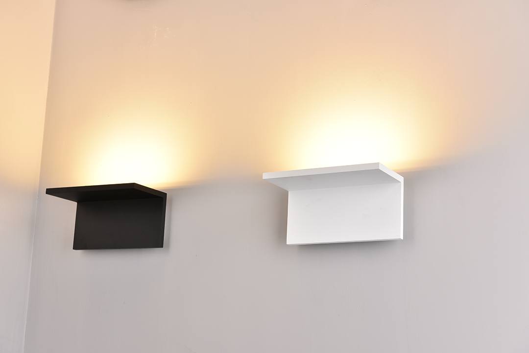 Настенный светильник DesignLed SKUD SPRING GW-6817-12-BL-WW 00-00003216_SW