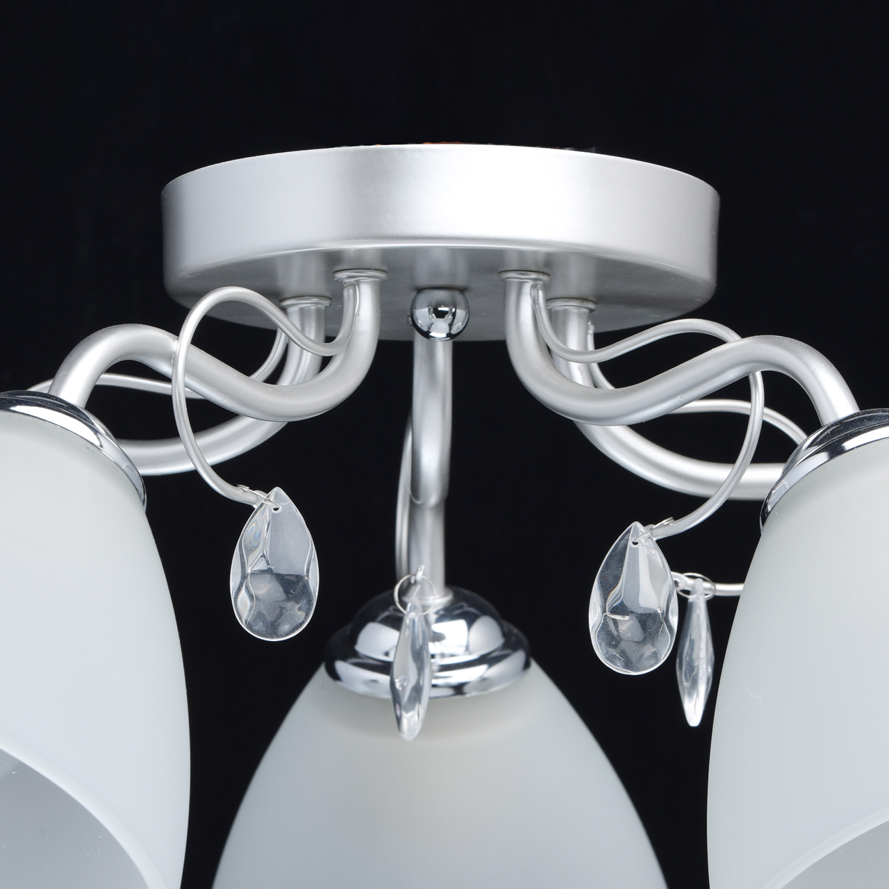 Потолочная люстра De Markt Нежность 676013005_MW