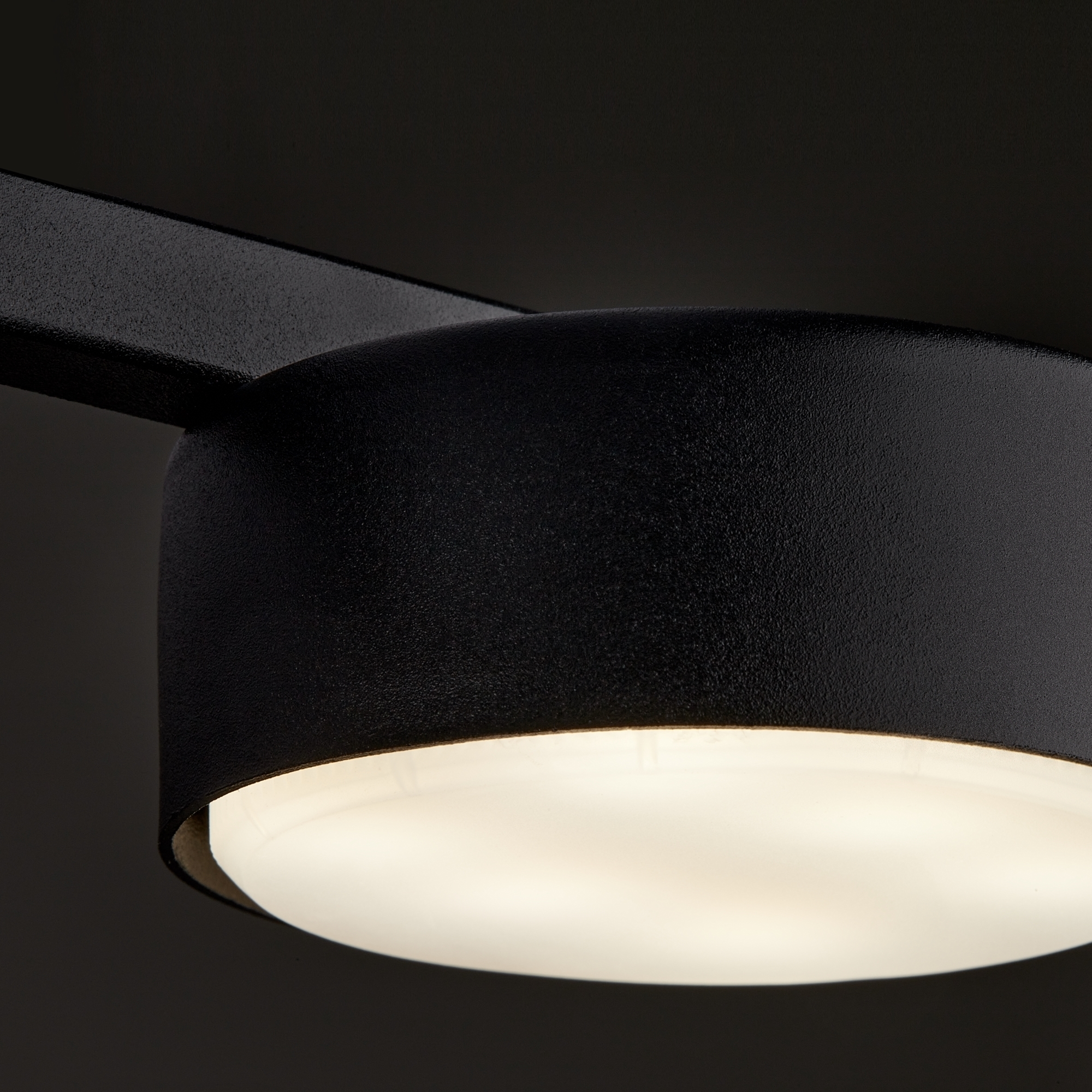 Потолочный светильник Freya Tactic FR5363CL-05B_MY