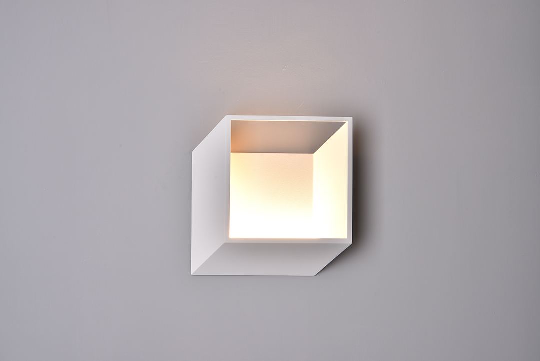 Настенный светильник DesignLed SKUD SPRING GW-1086R-7-WH-WW 00-00003243_SW