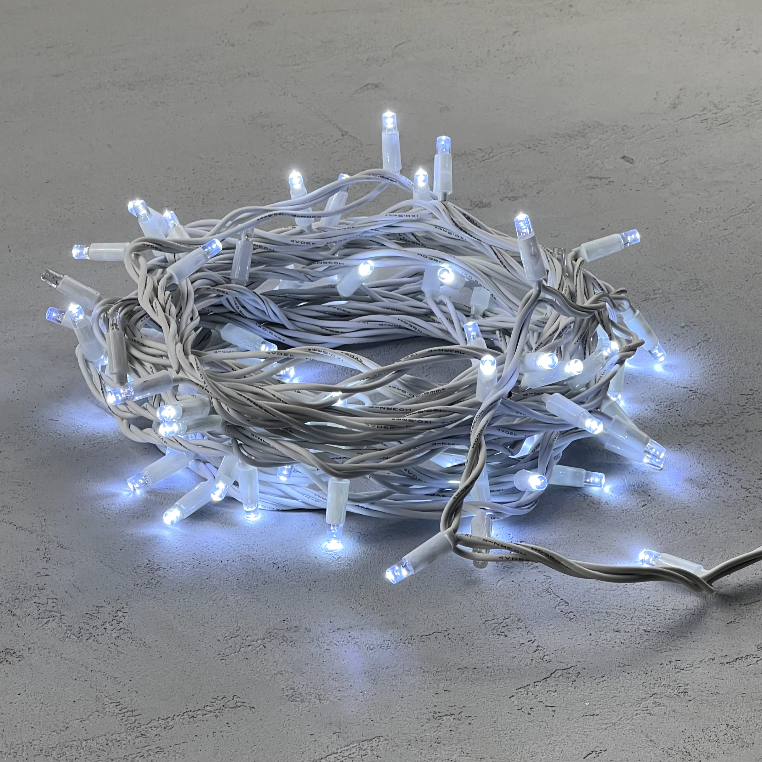 Гирлянда LTC Нить 10м Белая с Мерцанием Белого Диода 220В, 75 LED LL75BLW-8-2W