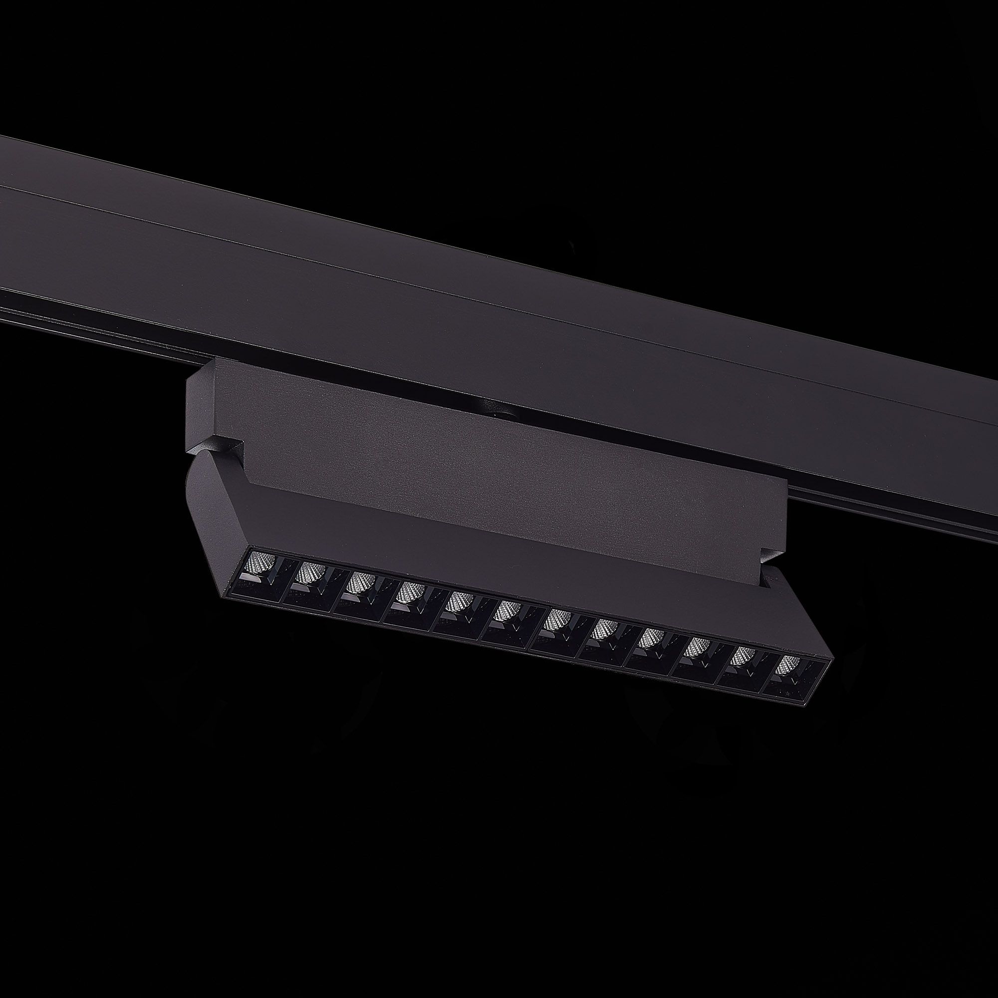 Магнитный трековый светильник однофазный ST Luce ANDRE ST362.436.12