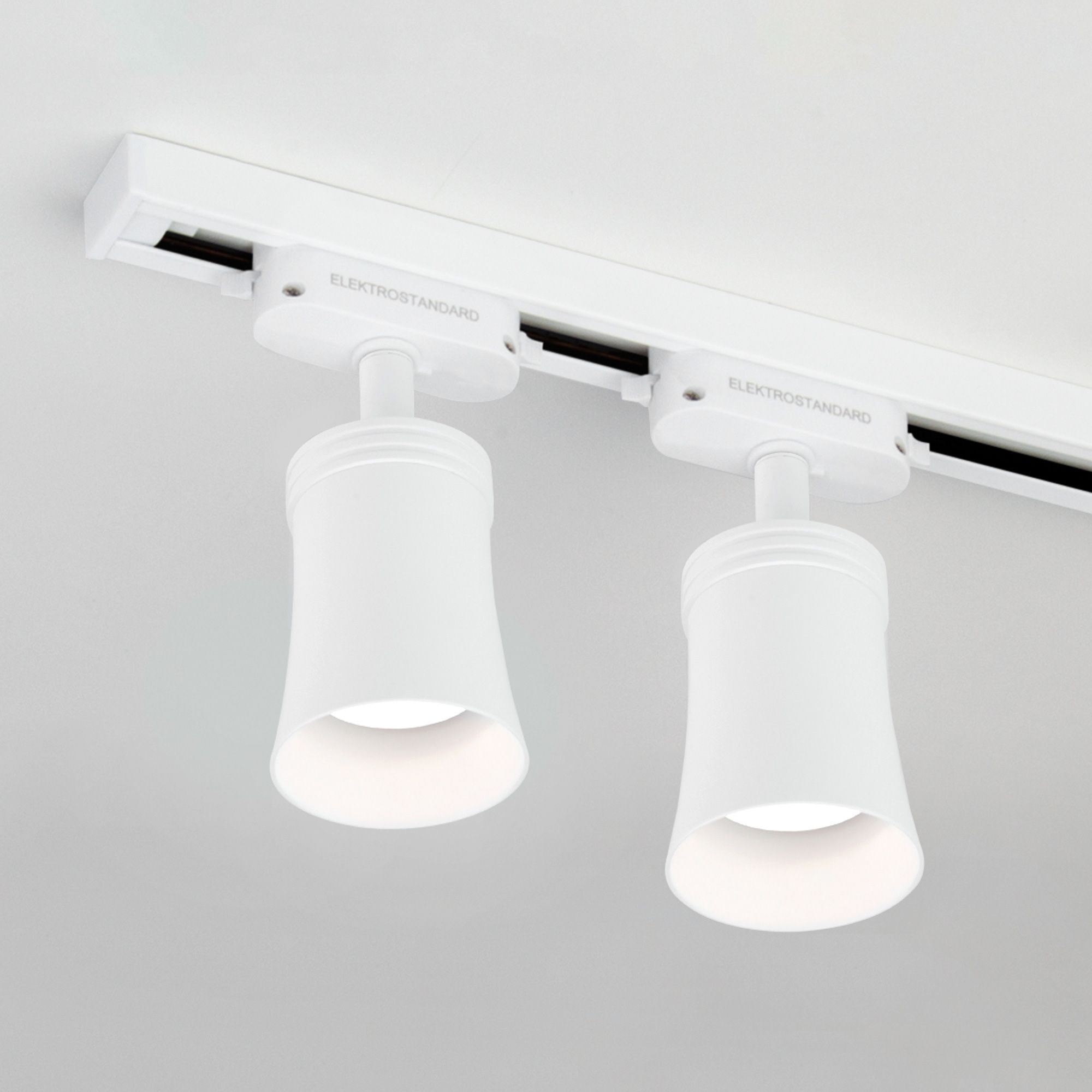 Трековый светильник Elektrostandard для однофазного шинопровода Royal Vetro a043141_ES