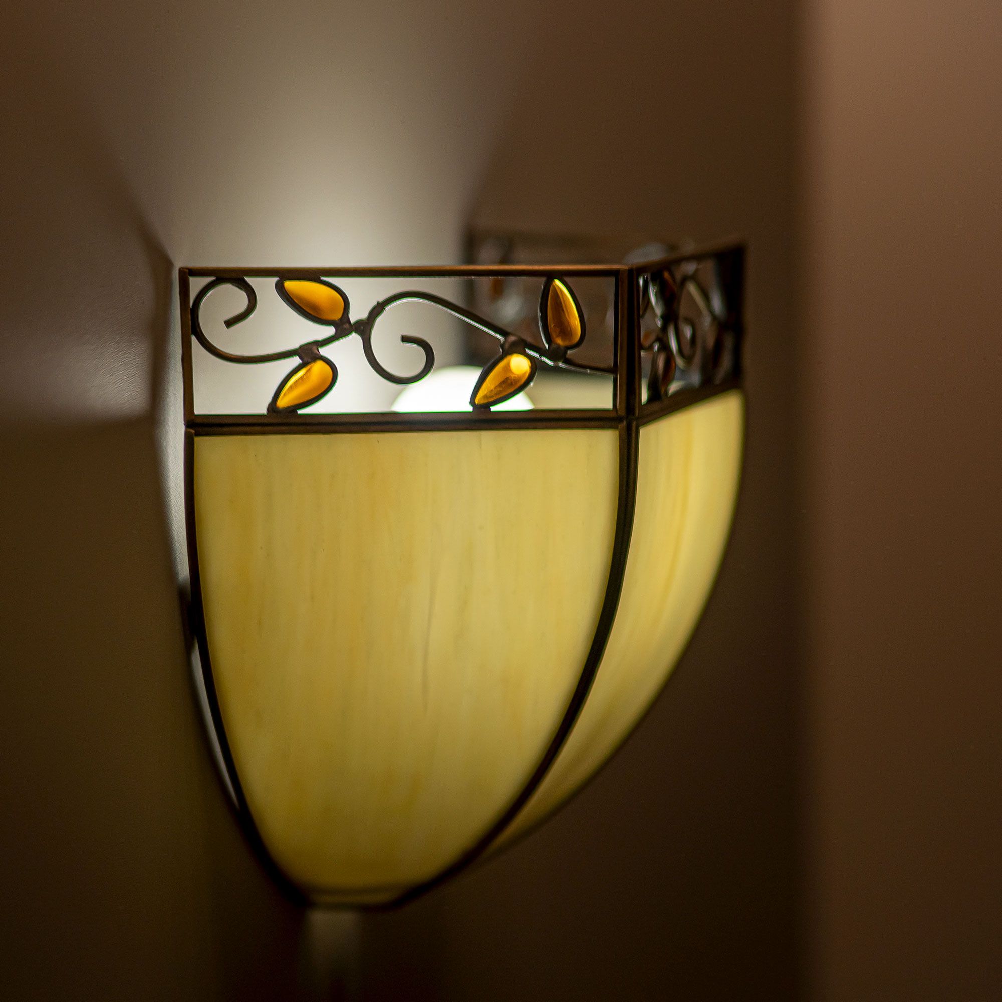 Настенный светильник CitiLux Шербург CL440411