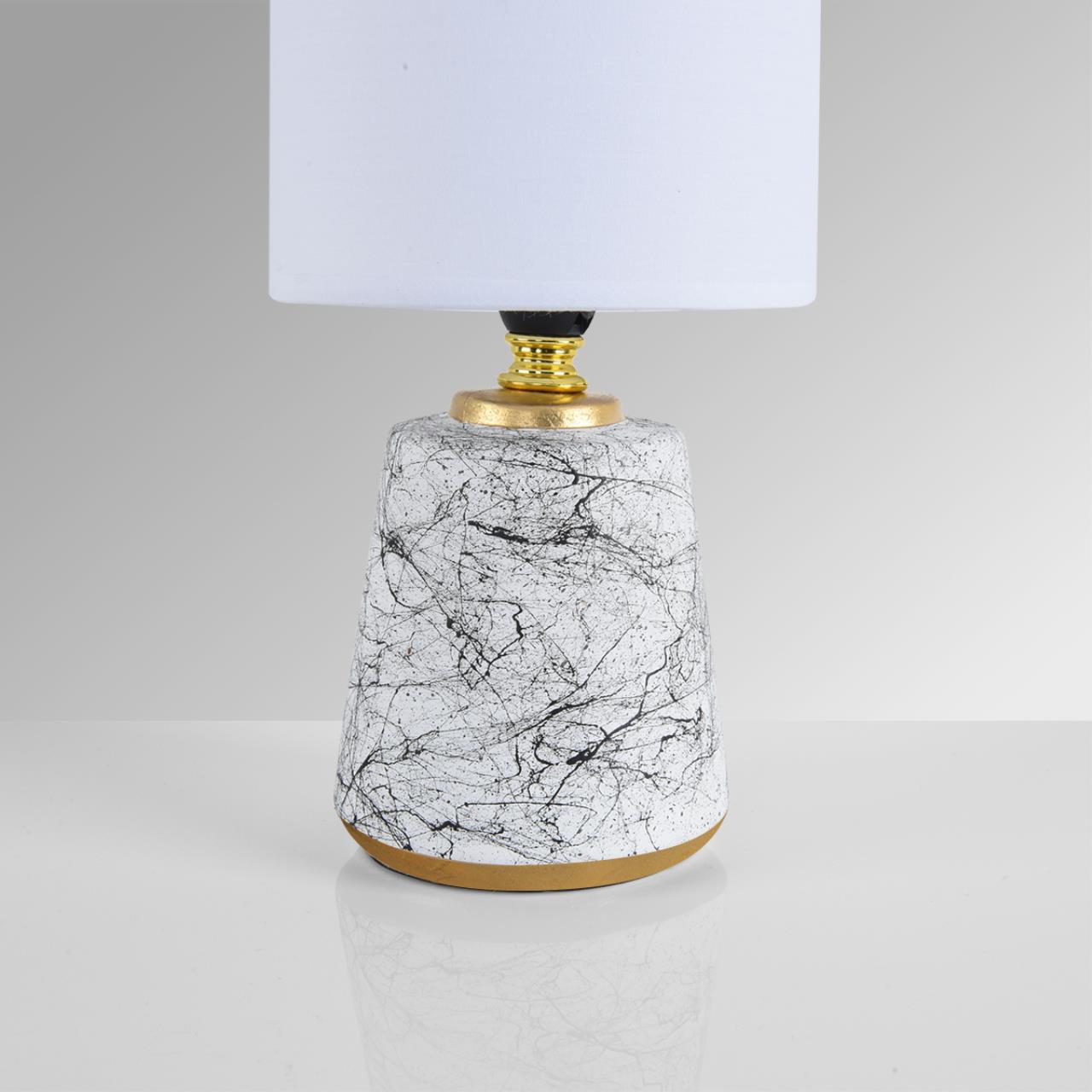 Настольная лампа LUMION GIATA 8169/1T