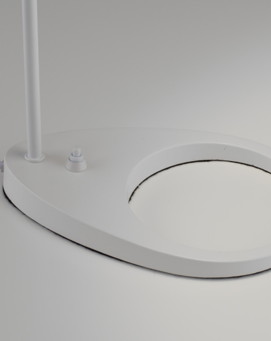 Настольная лампа Moderli V11335-1T_MD