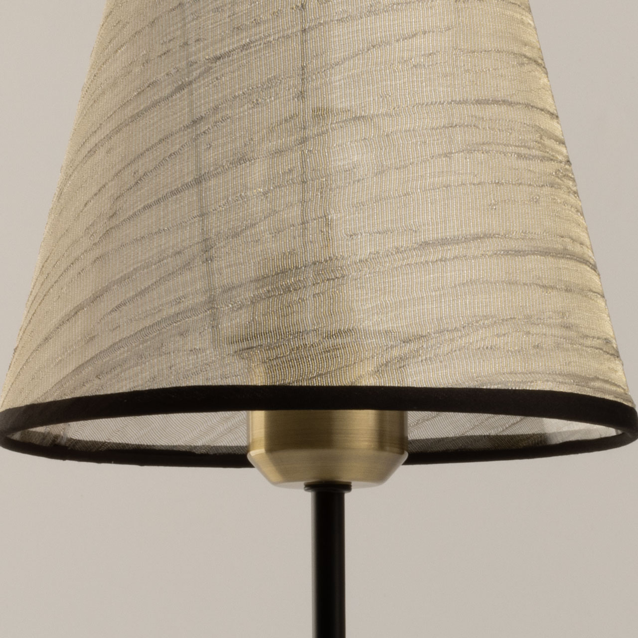 Настольная лампа De City Конрад 667034601_MW