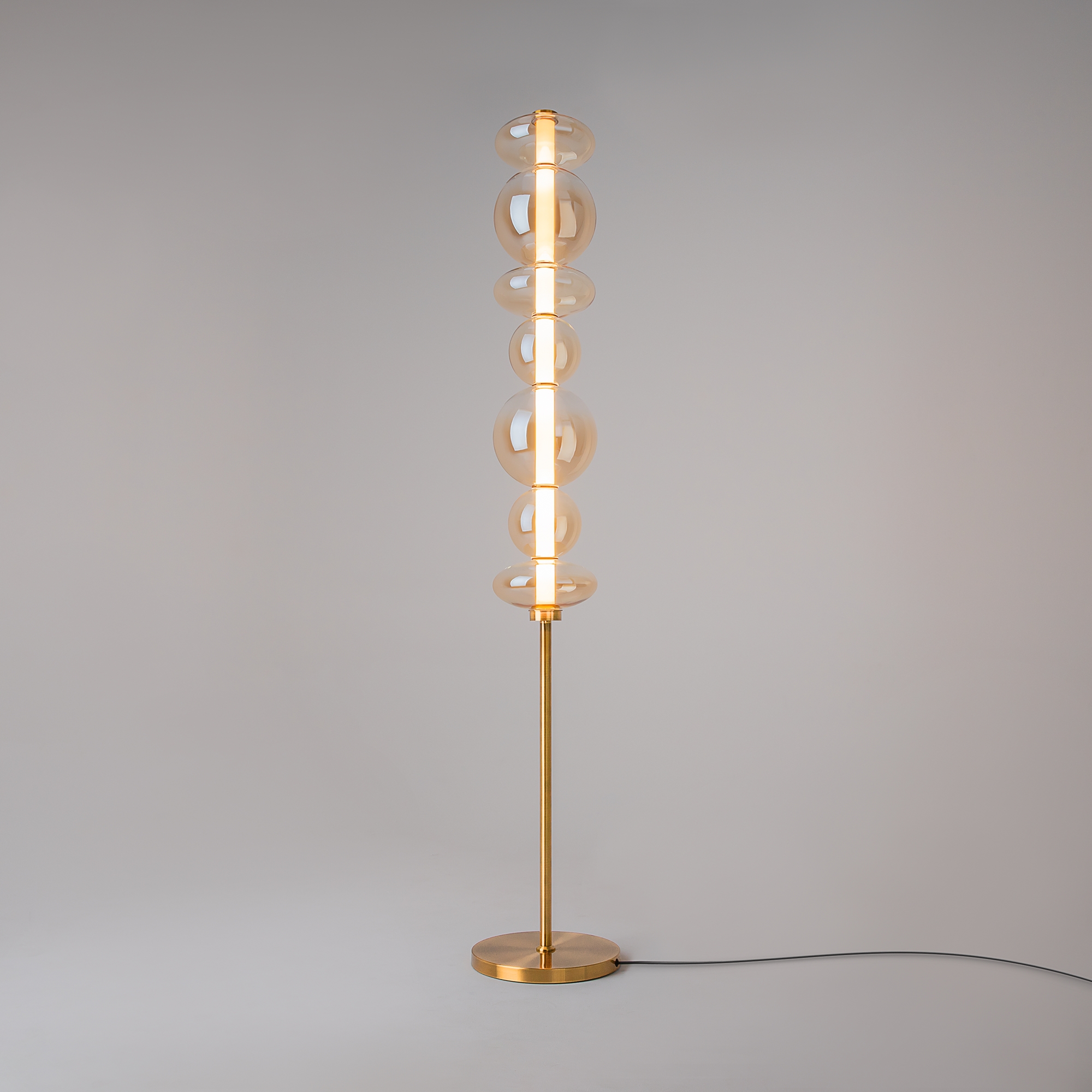 Торшер Maytoni Futuro MOD307FL-L40BS3K_MY