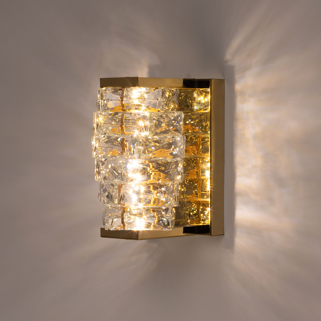 Настенный светильник MW-Light Гослар 498027601_MW