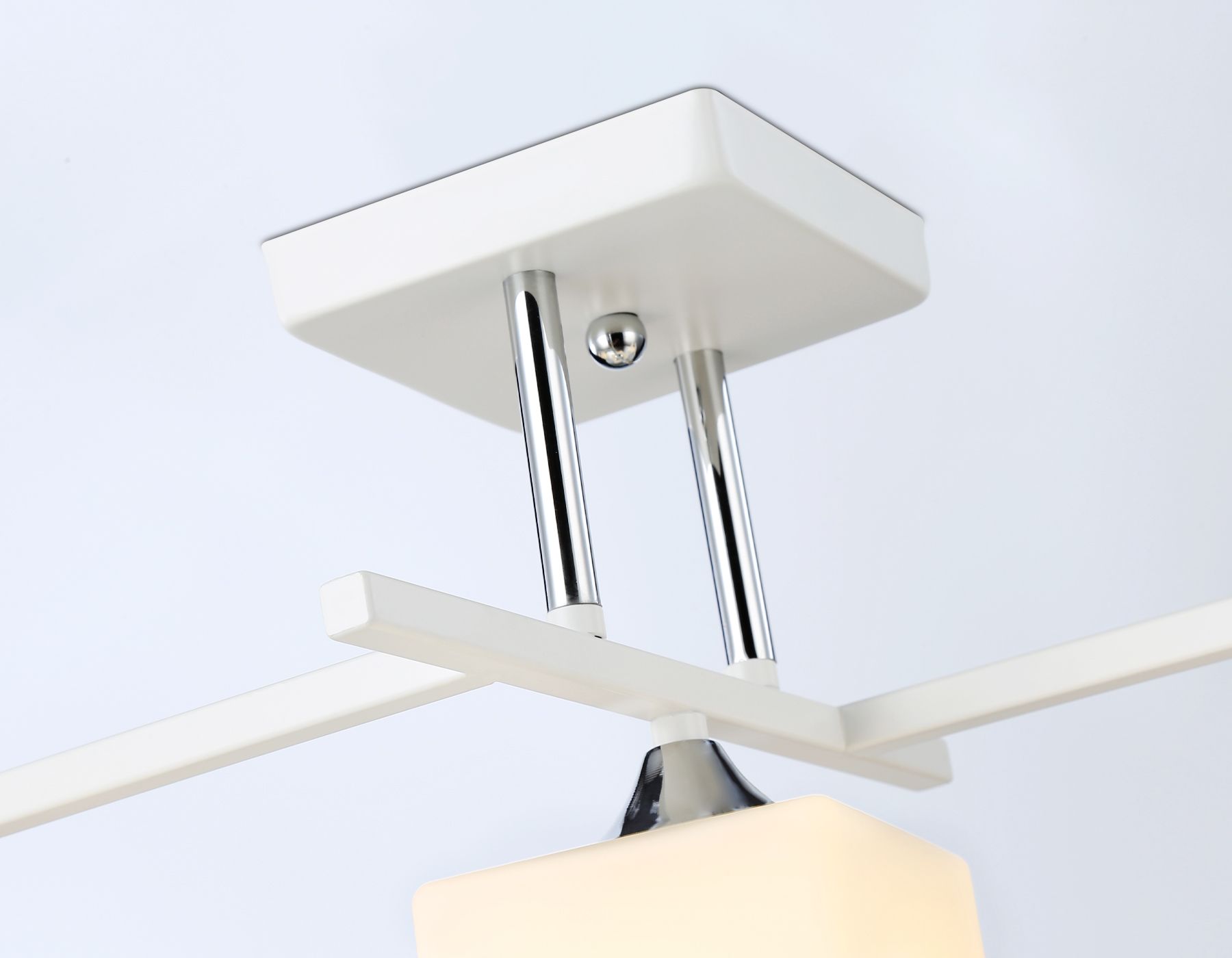 Потолочная люстра Ambrella light TRADITIONAL Modern TR303113_AMB