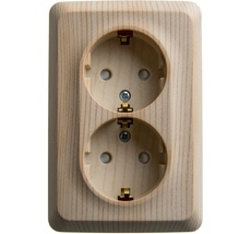 Розетка накладная двойная с заземлением и шторками (сосна) Systeme Electric PA16-108D