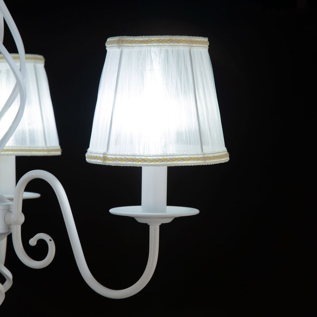 Подвесная люстра CitiLux Ровена CL427130