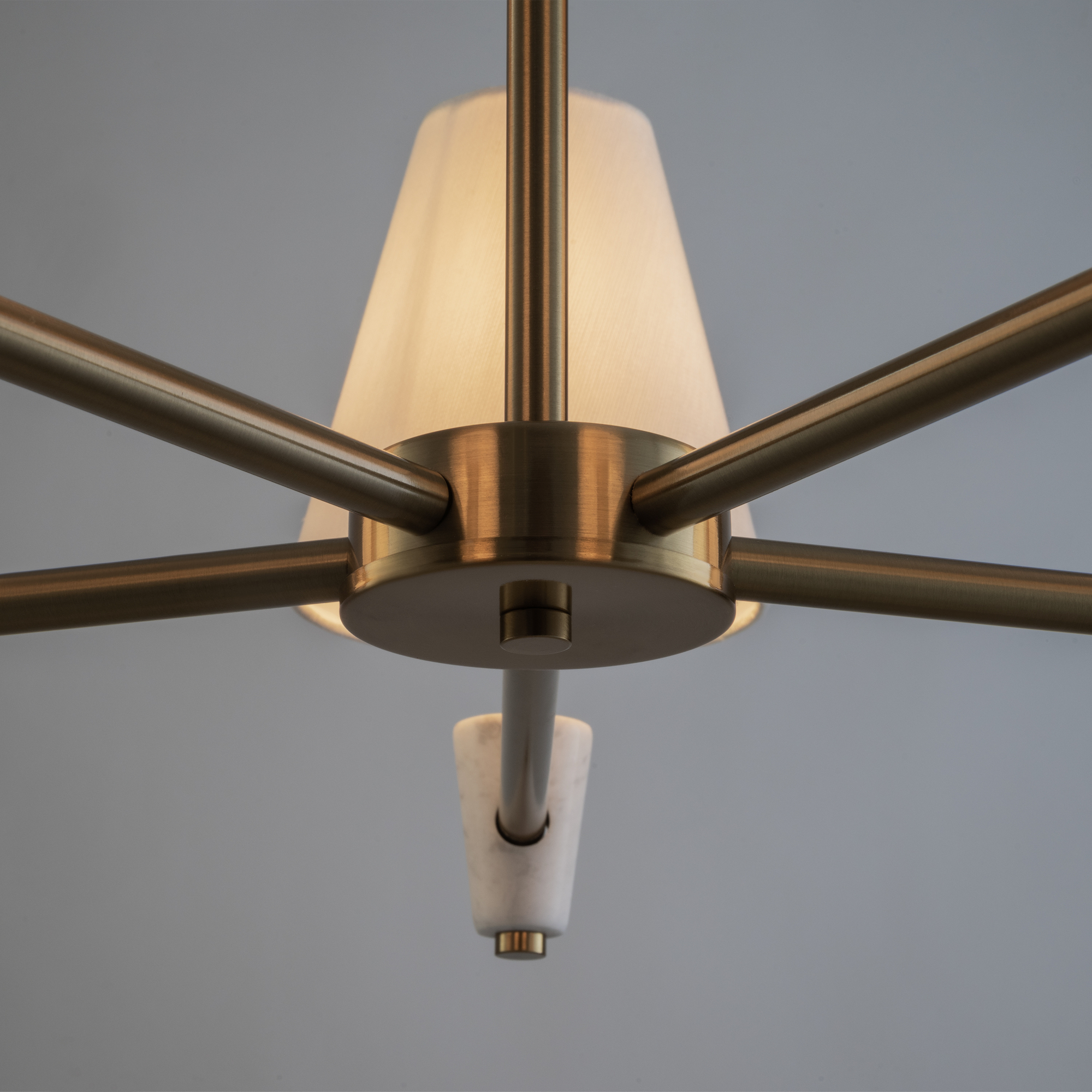 Люстра на штанге Freya Pietra FR5371CL-05BS_MY