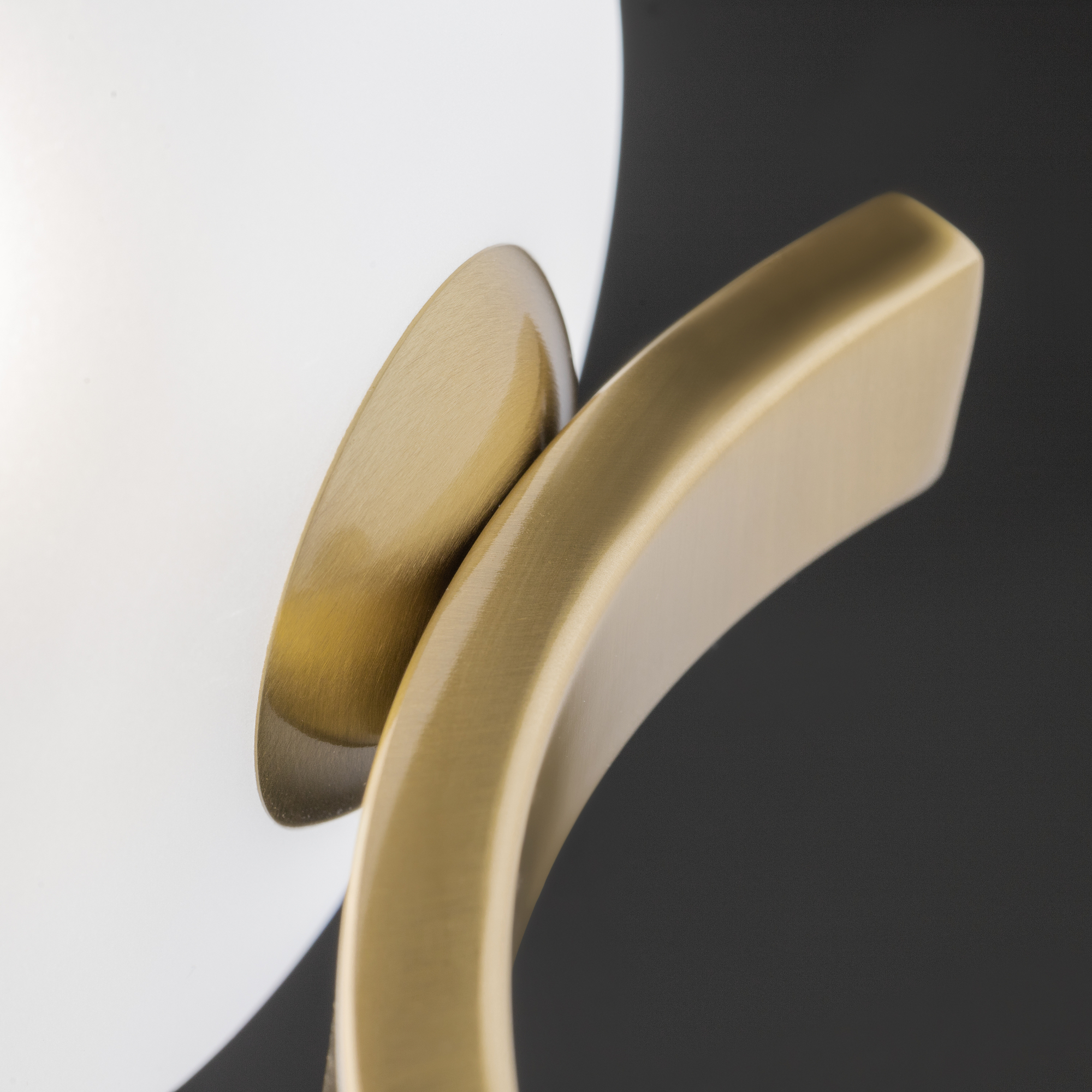 Бра Freya Donuts FR5444WL-02BS_MY