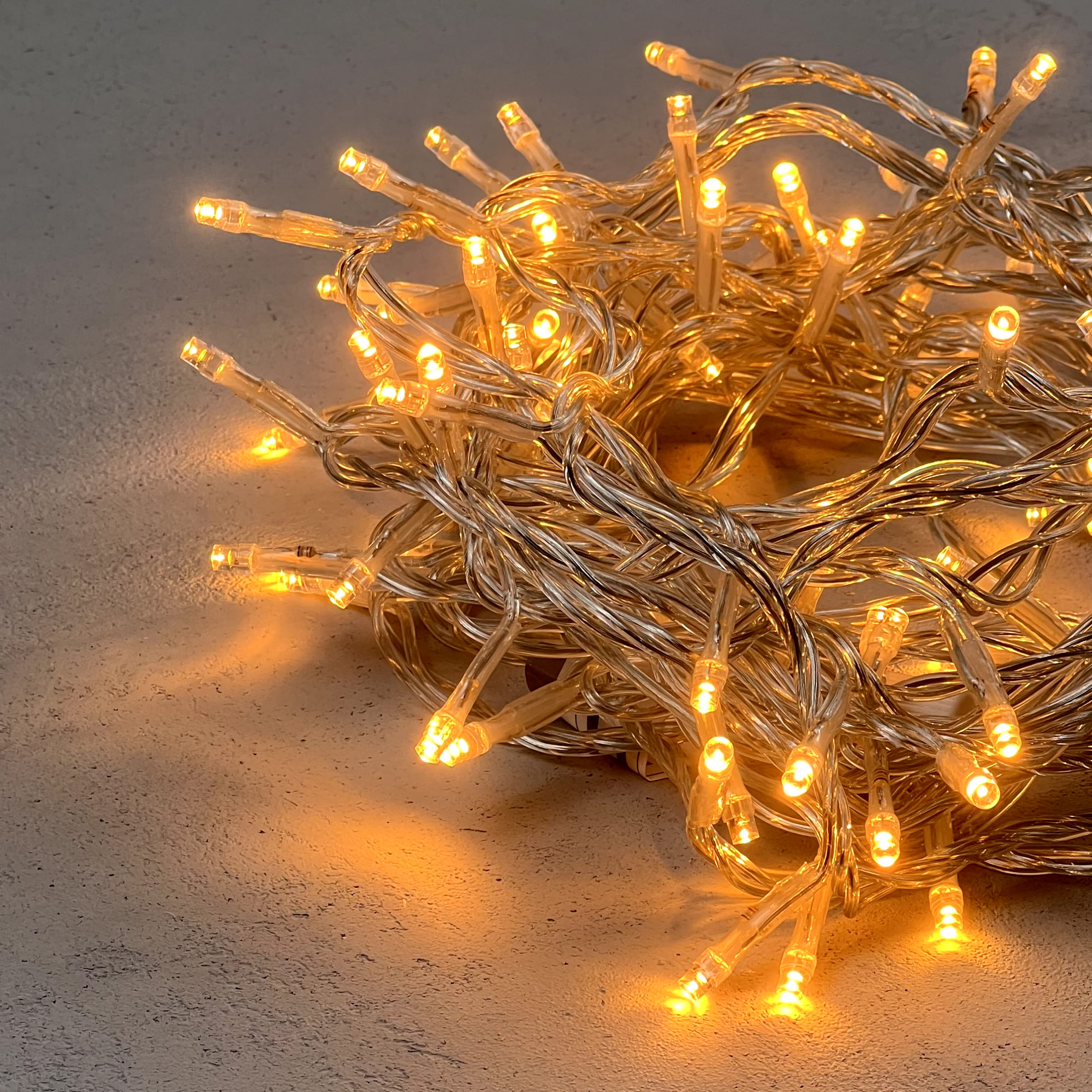 Гирлянда LTC Нить 10м Экстра Тепло-Белая 220В, 100 LED PST100-10-2EWW