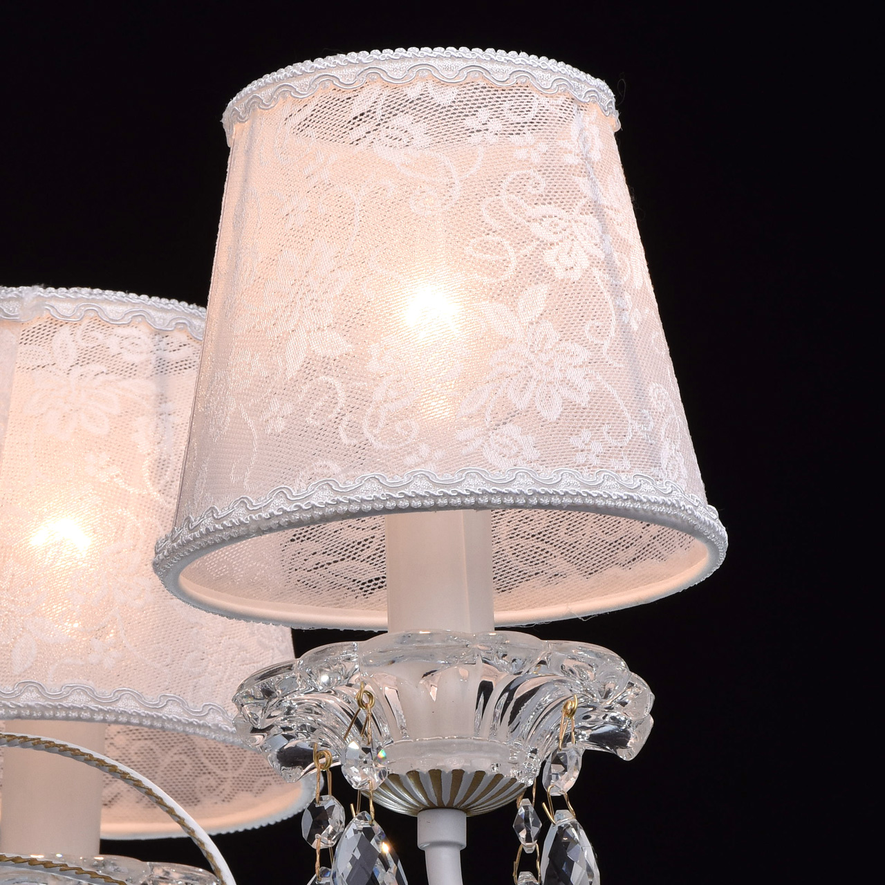 Потолочная люстра MW-Light Августина 419010805_MW