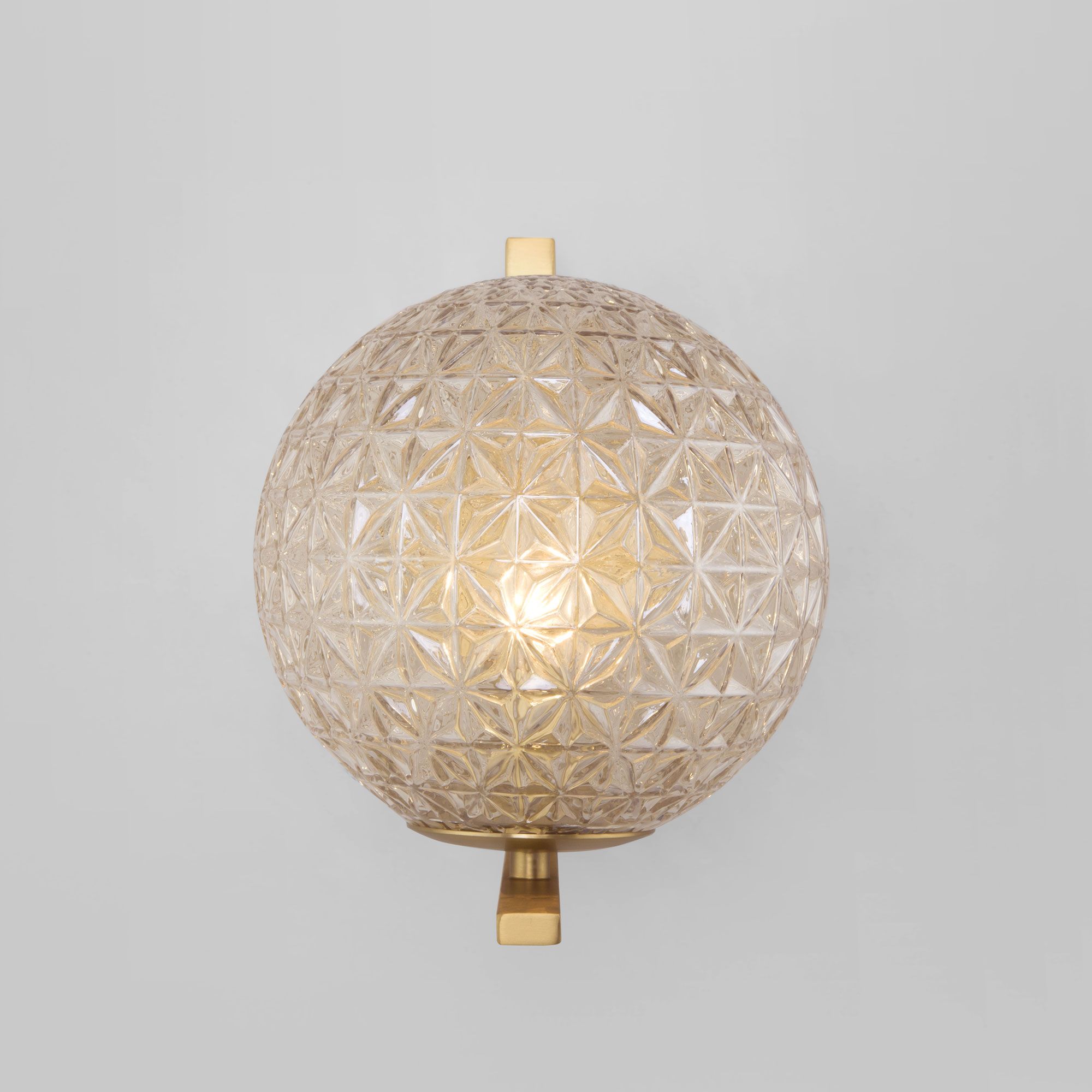 Бра Eurosvet со стеклянным плафоном Shape a056313_EU