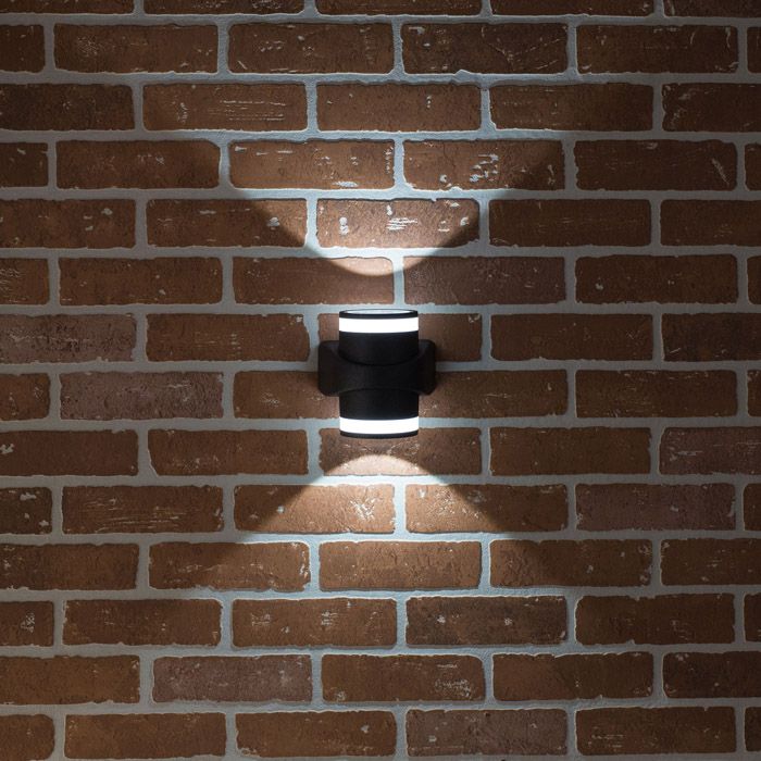 Уличный настенный светильник CLU CLU0004D