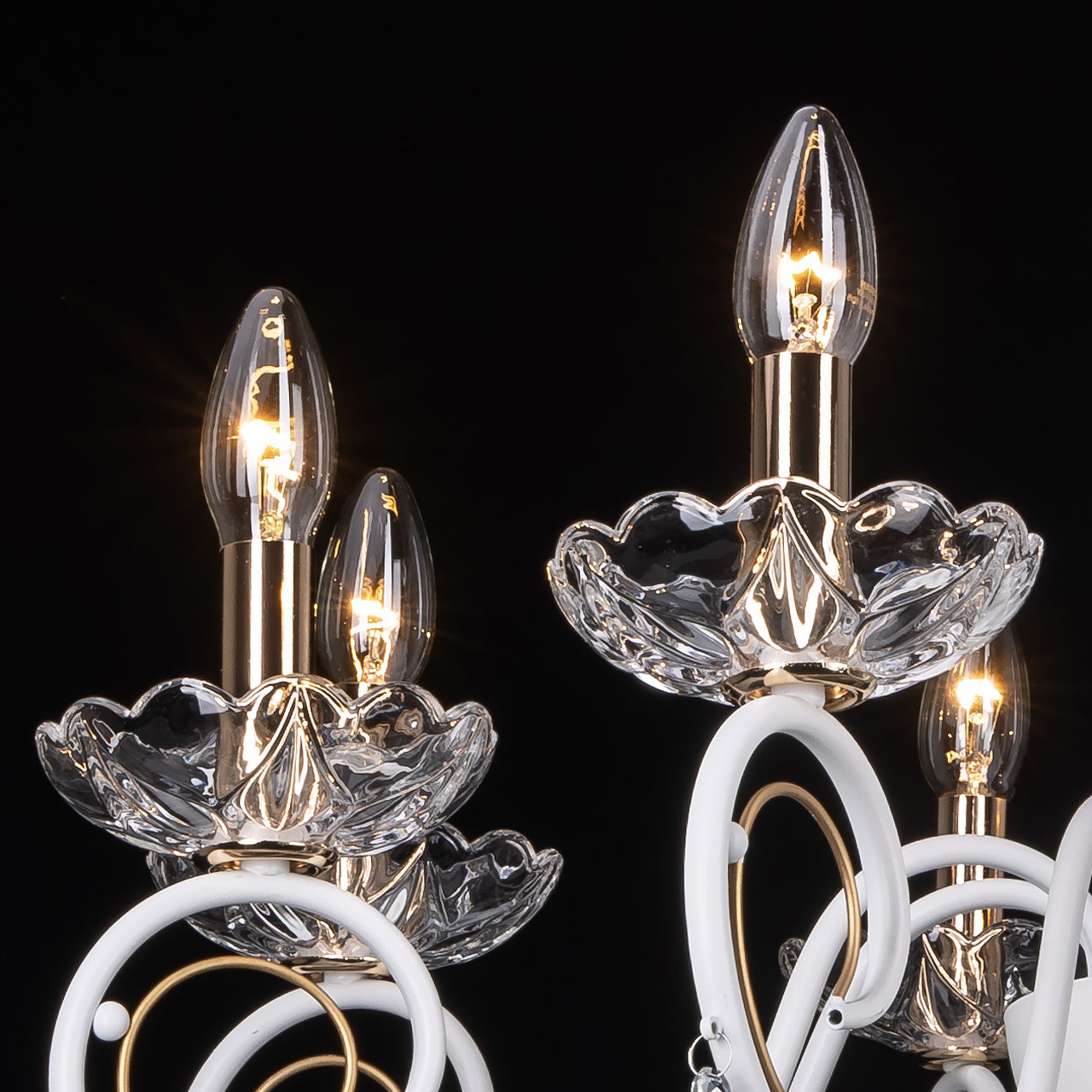 Подвесная люстра De Markt Свеча 683015008_MW