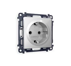 Розетка Ambrella Volt ALFA Серебро с заземлением и шторками 2P+E 16A-250V QUANT MA407010_AMB