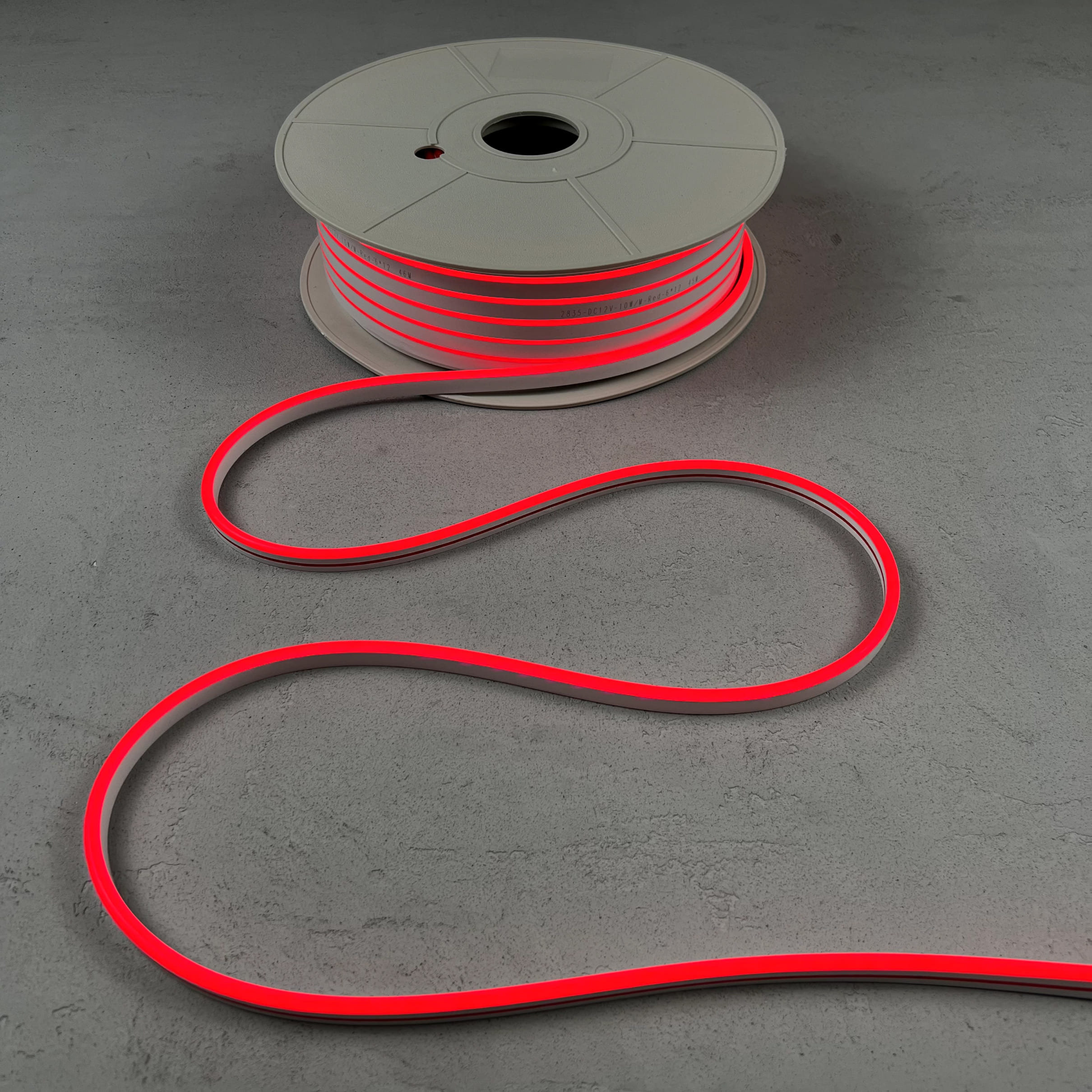 Односторонний Гибкий Неон 6х12мм Красный 12В, IP65 LTC FR-23523 FR-23523