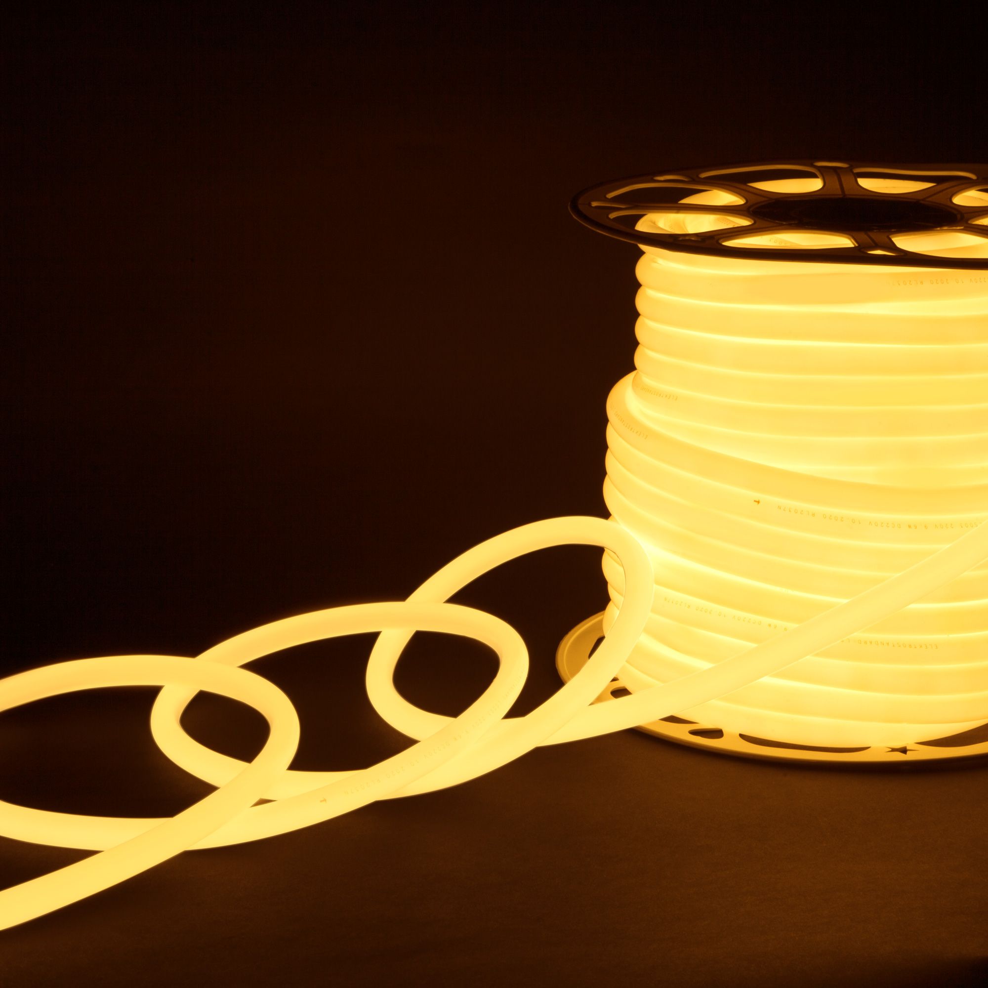 Светодиодный неон LS 003 220V 9,6 вт IP67 теплый белый Elektrostandard a052998_ES