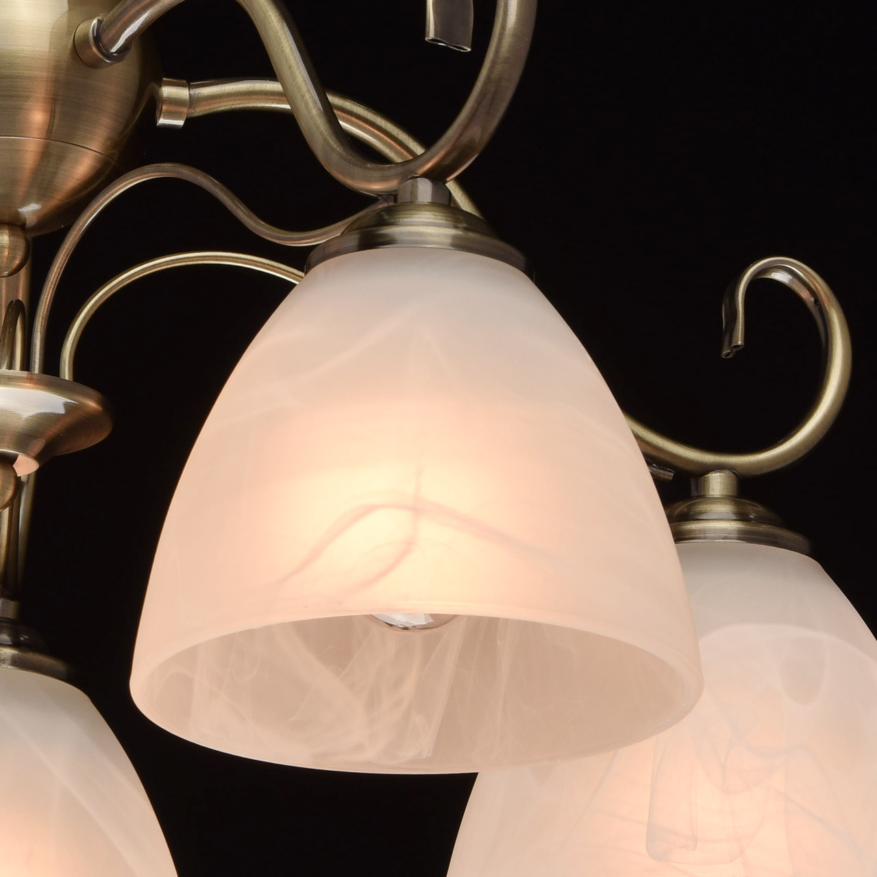 Потолочная люстра De Markt Блеск 315012905_MW