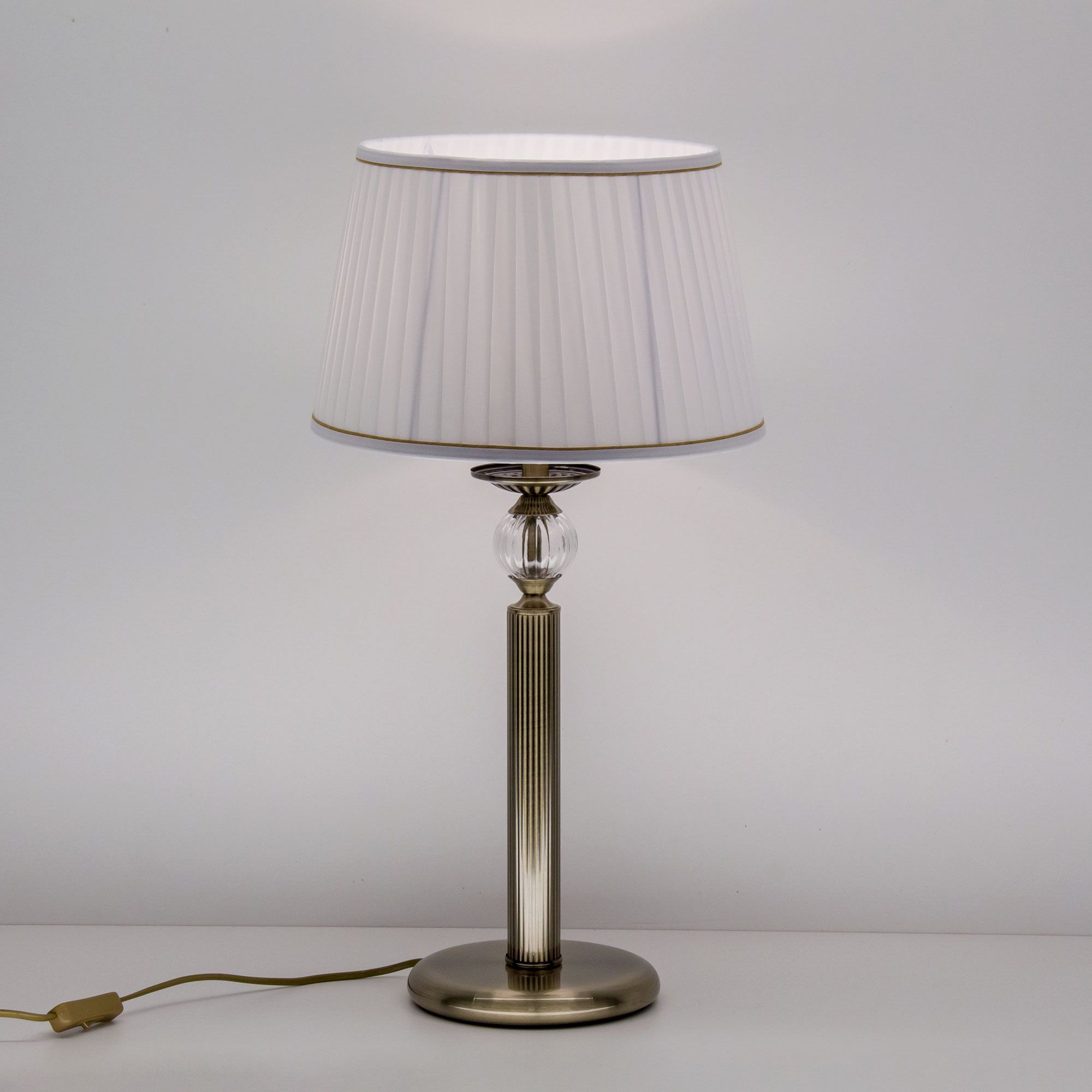 Настольная лампа CitiLux Гера CL433813