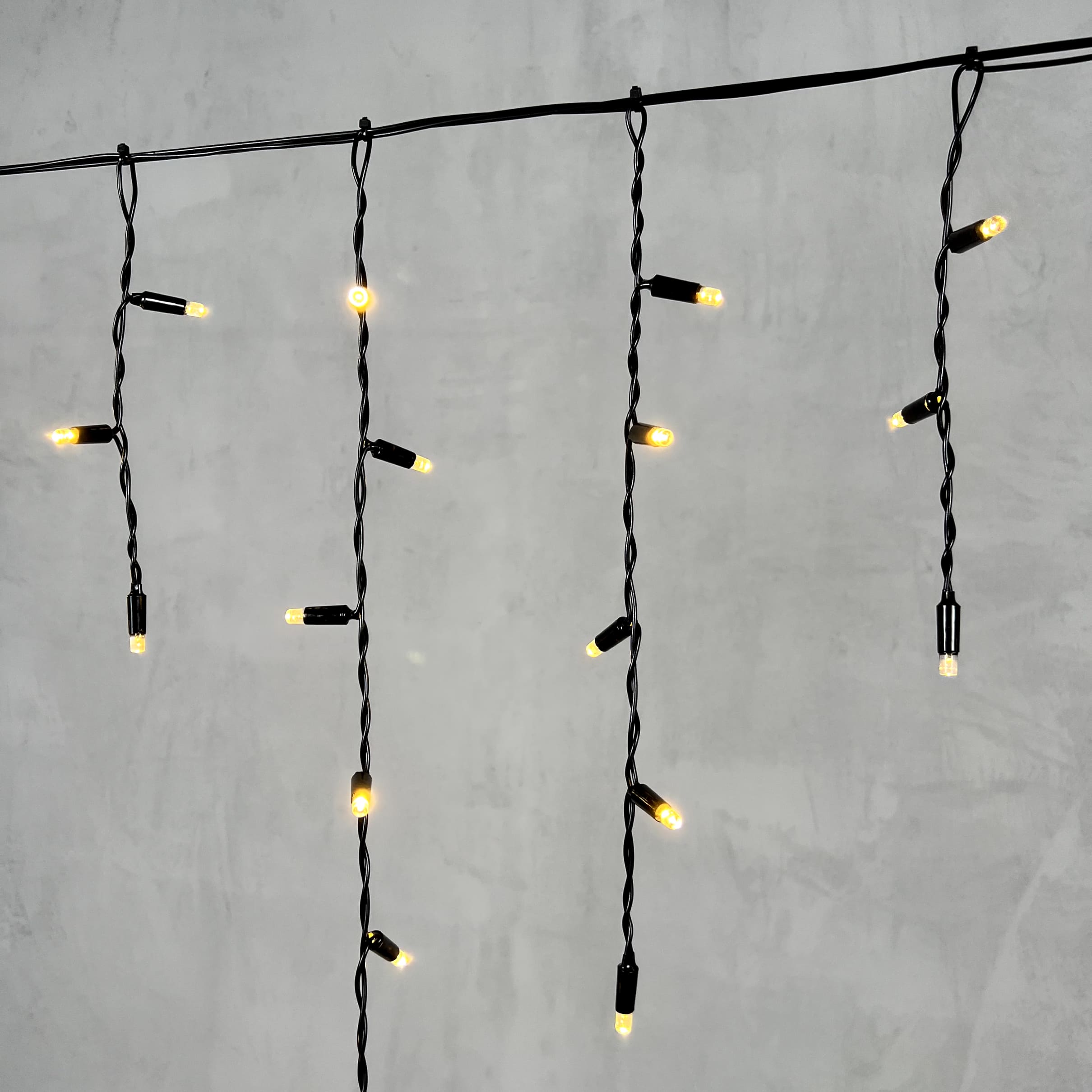 Гирлянда Бахрома с Колпачком 3,1 x 0,5 м Тепло-Белая 220В, 120 LED, Провод Черный ПВХ, IP65 PIL120CAP-11-2WW