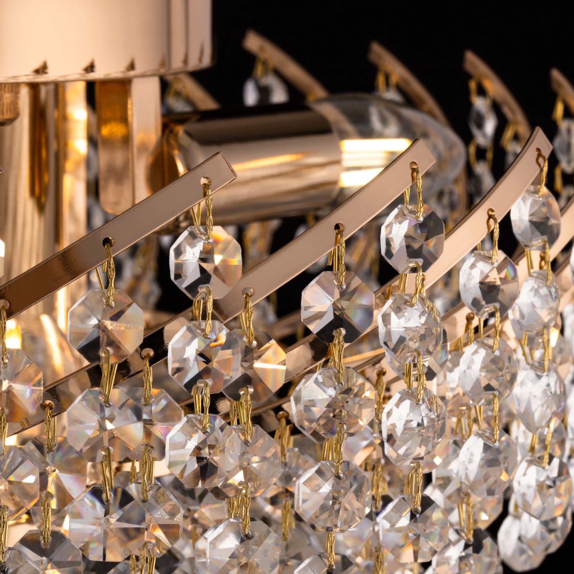 Потолочная люстра Maytoni Diamant DIA120-06-G_MY