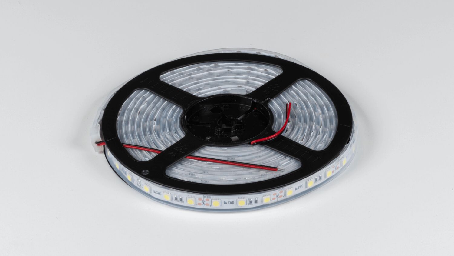 Светодиодная лента 5050 60 LED/м 14,4 Вт/м 12В IP66 Ультра холодный белый SWG Standard 00-00018613_SW