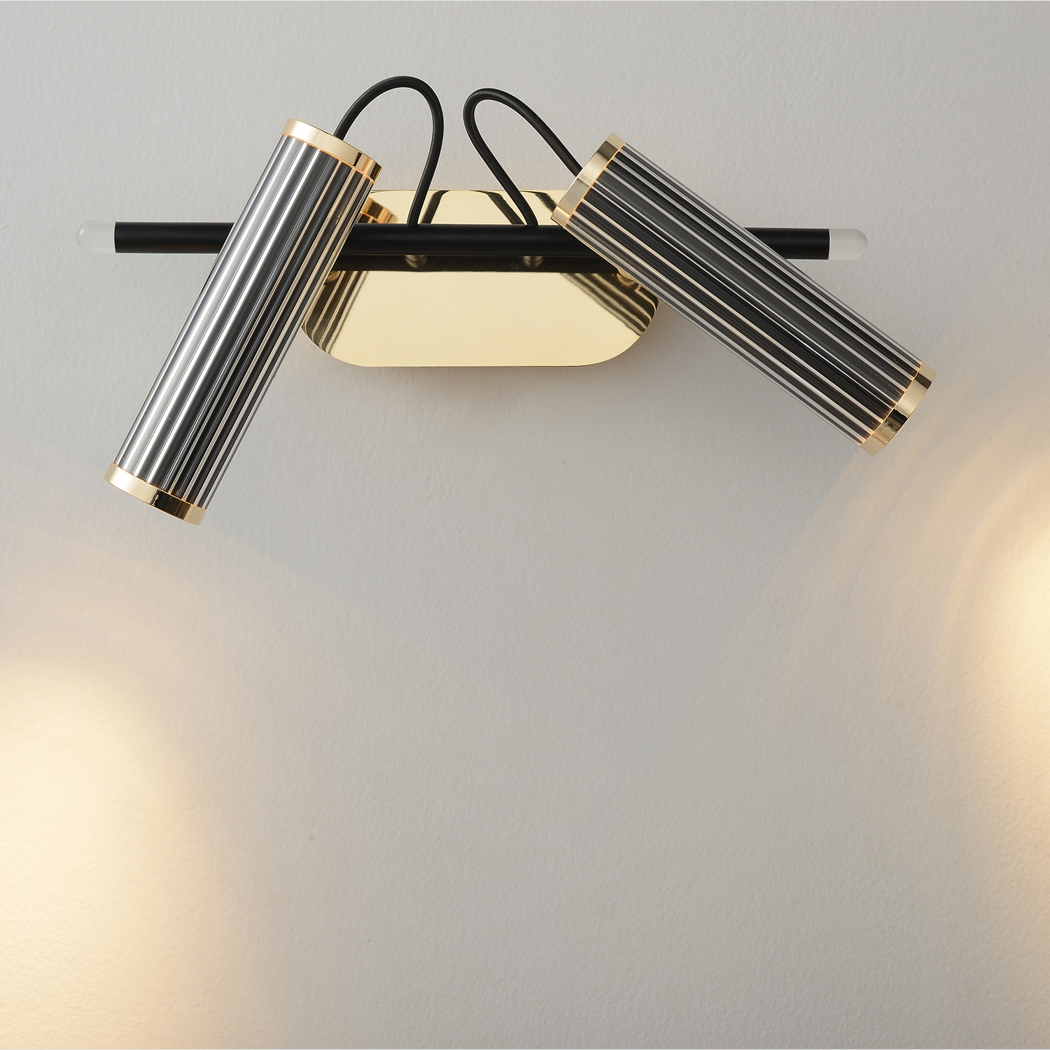 Настенный светиьник Crystal Lux EMILIA EMILIA AP2 GOLD_CR