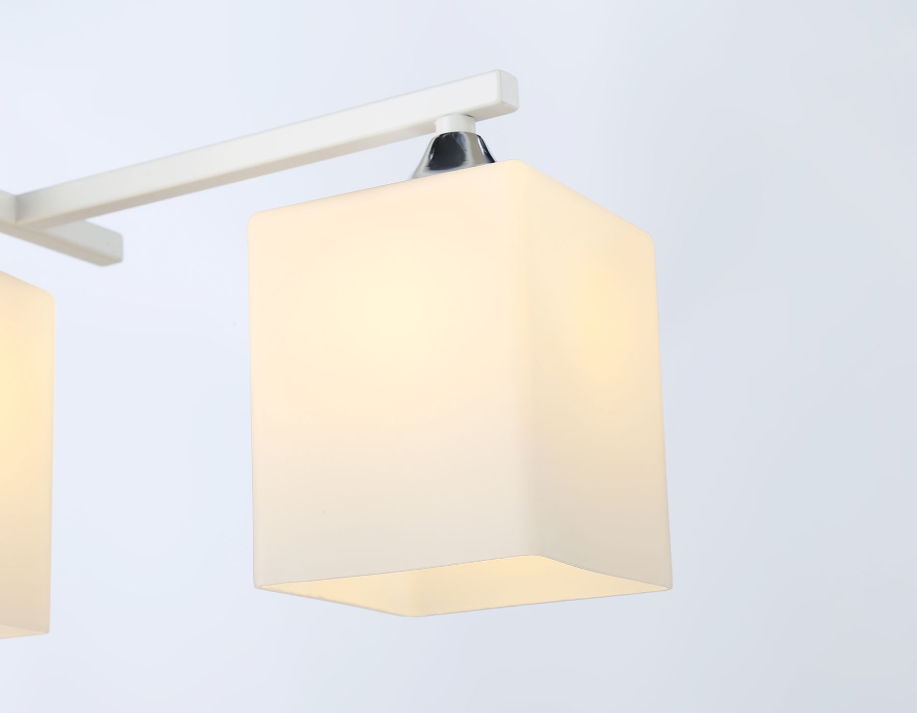 Потолочная люстра Ambrella light TRADITIONAL Modern TR303113_AMB