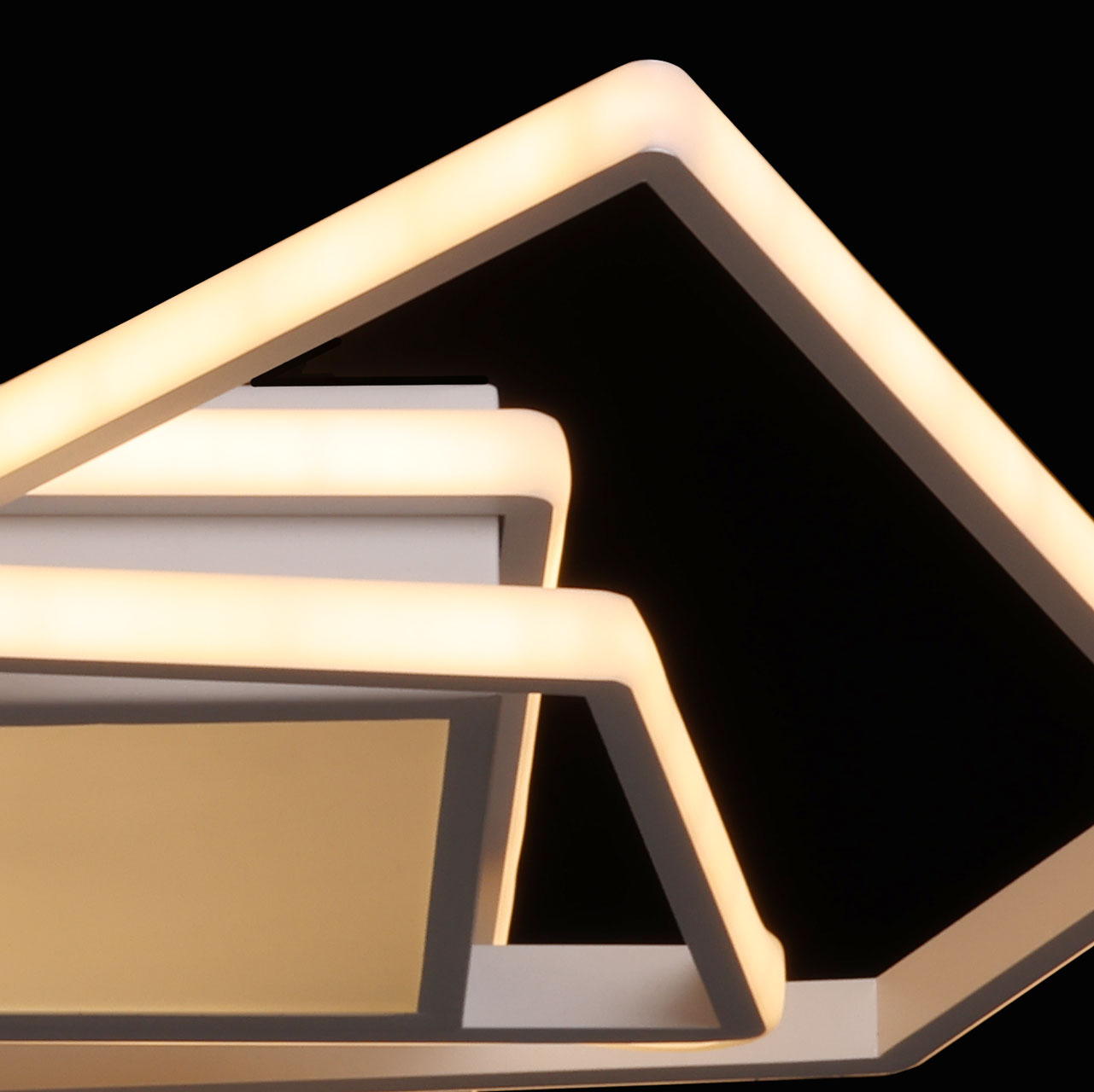 Потолочная люстра De Markt Эдгар 408013001_MW