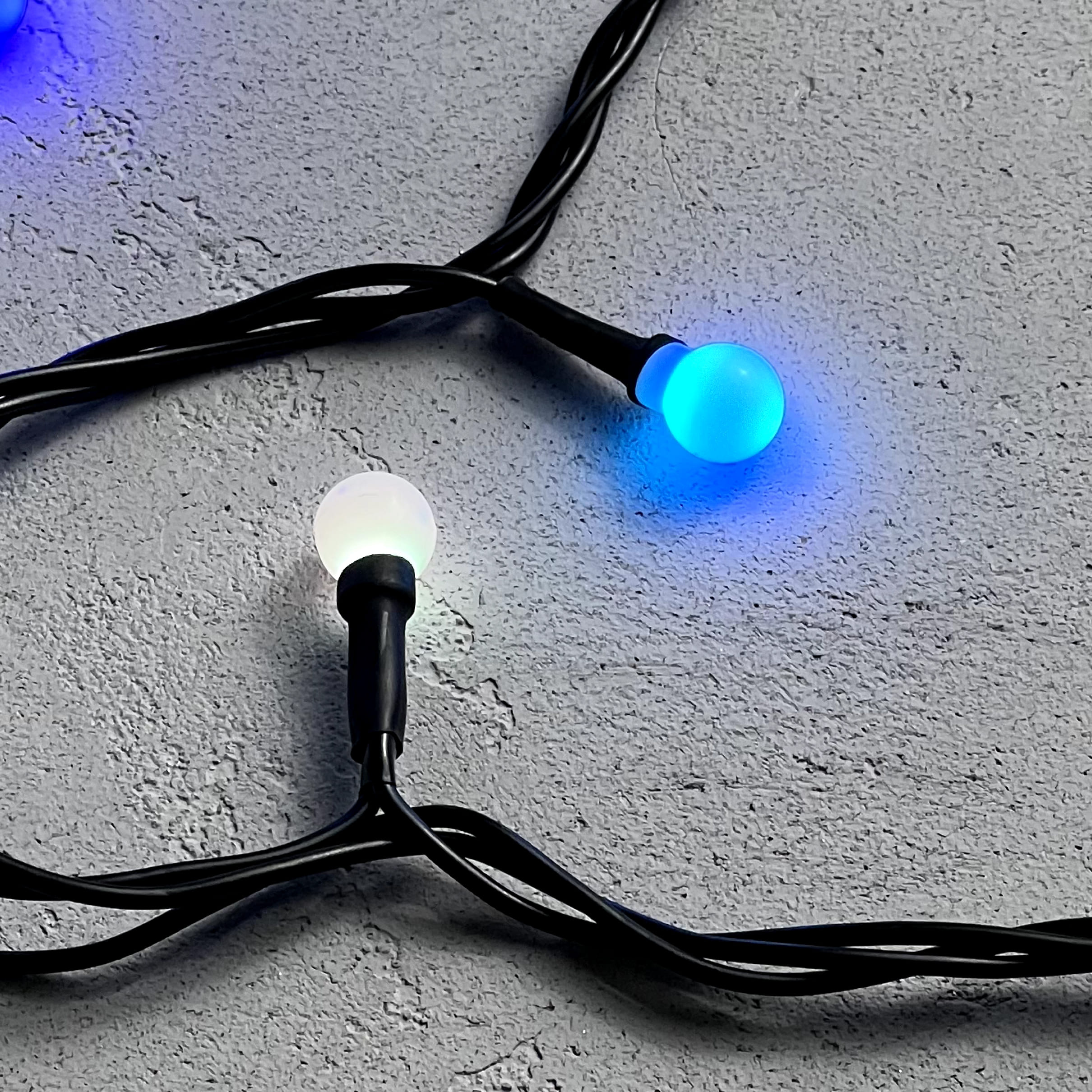 Гирлянда «Шарики» 10м Разноцветная с Мерцанием 7В, Диаметр Шарика 13мм, 100 LED, Провод Черный Каучук, IP65 SB100-1-2RGB