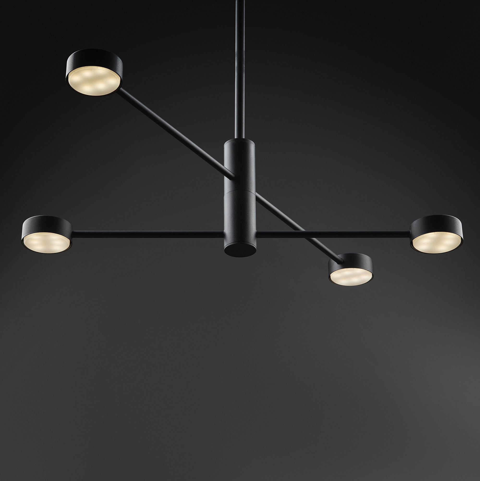 Люстра на штанге Freya Tactic FR5363CL-04B_MY