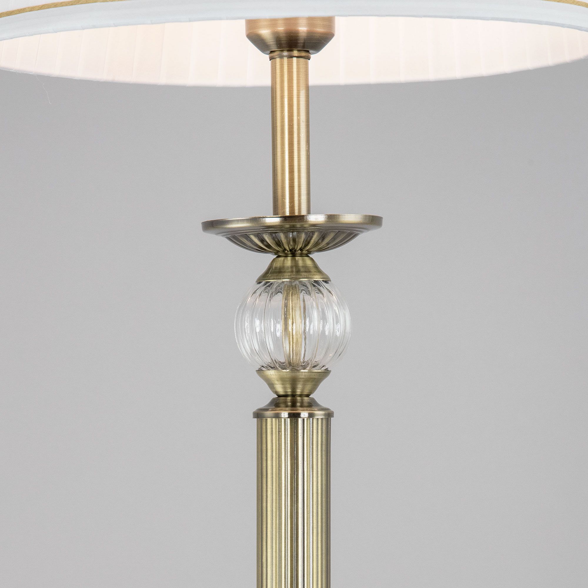 Торшер CitiLux Ровена CL433913