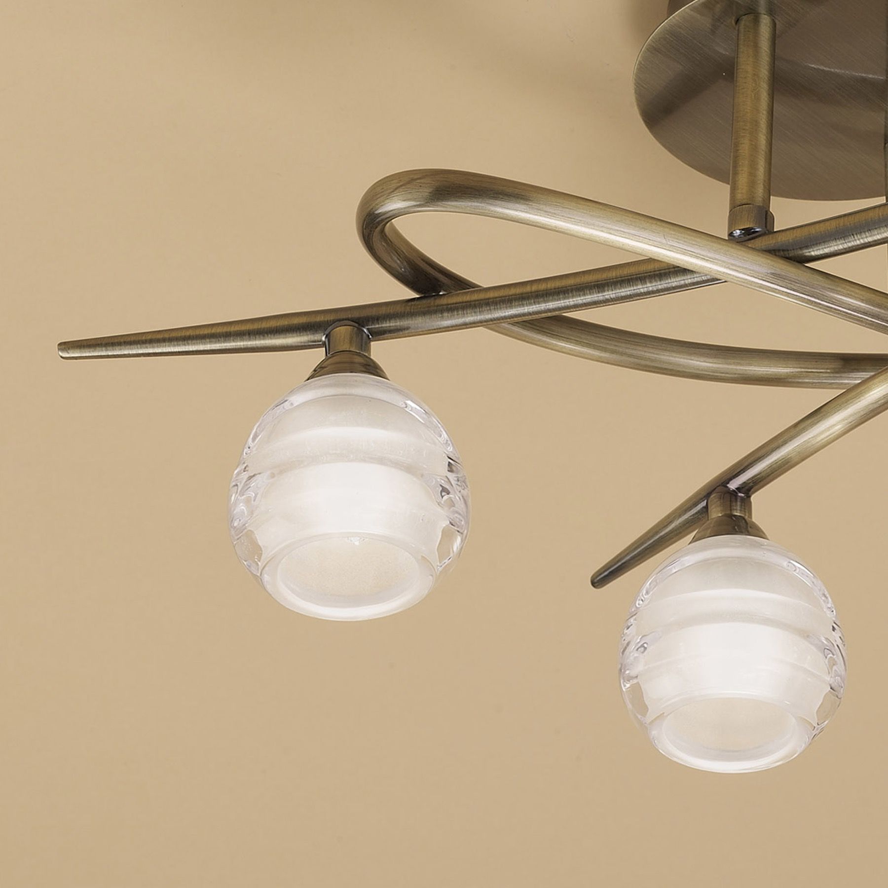 Потолочная люстра Mantra Loop 1823_MN