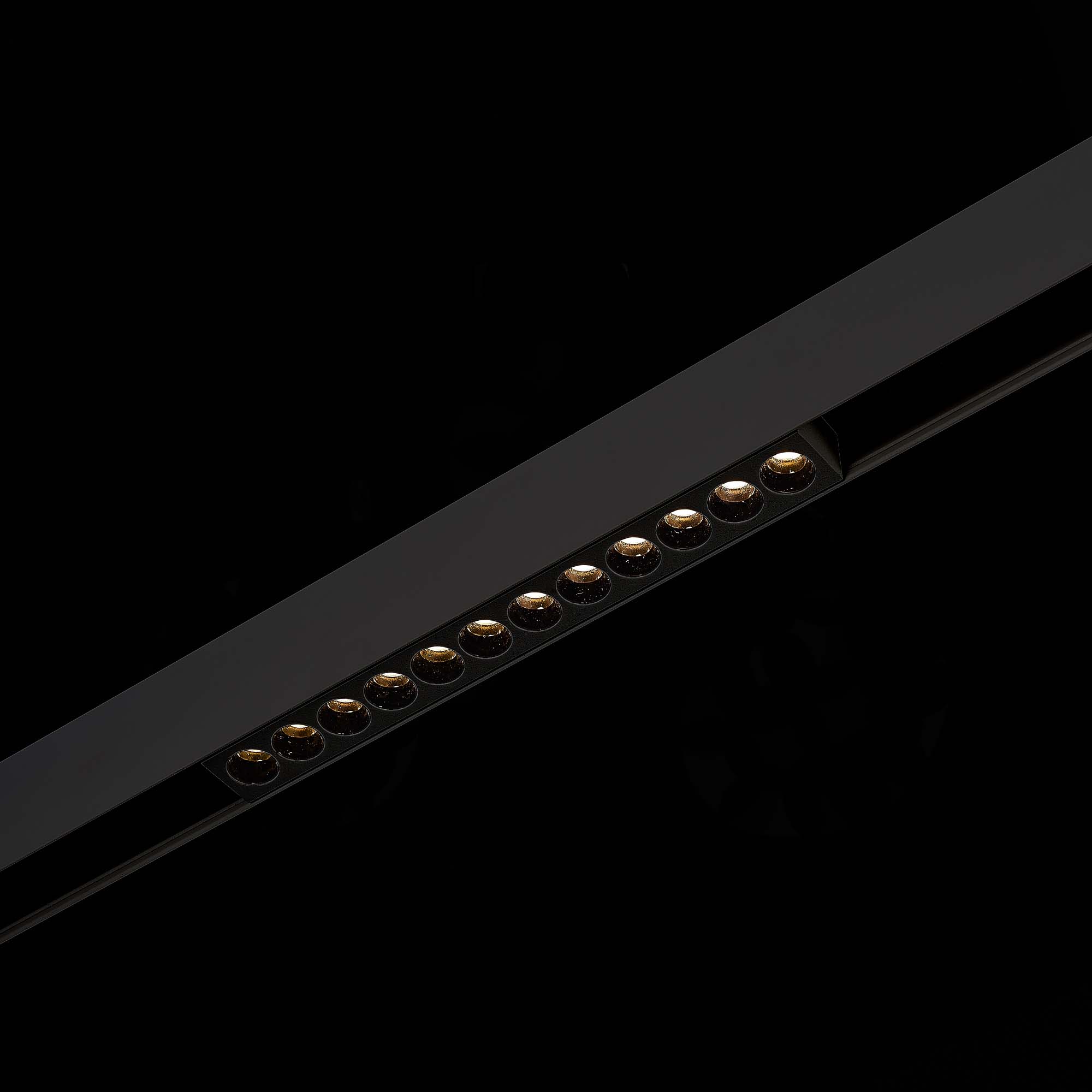 Магнитный трековый светильник ST Luce SKYLINE 48 High-tech ST806.446.12