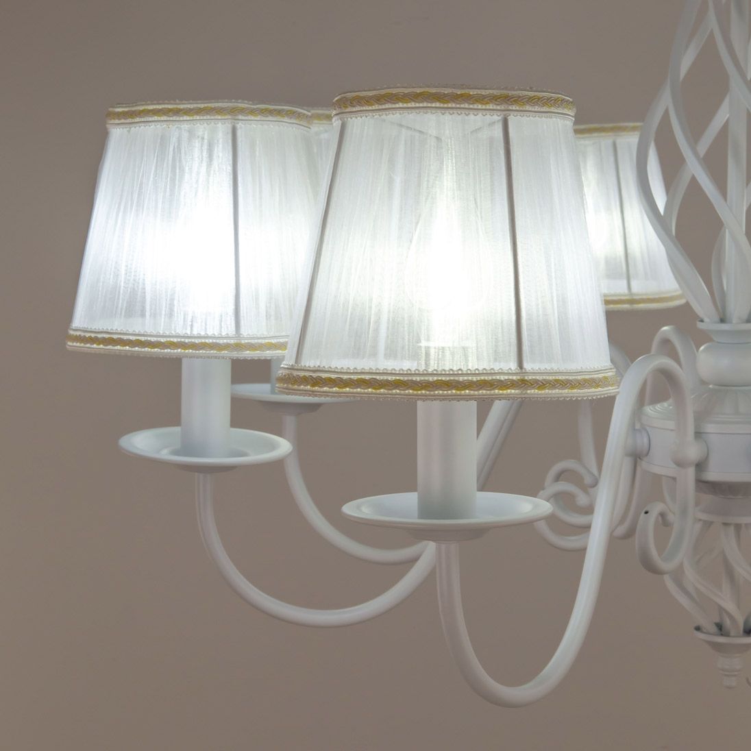 Подвесная люстра CitiLux Ровена CL427180