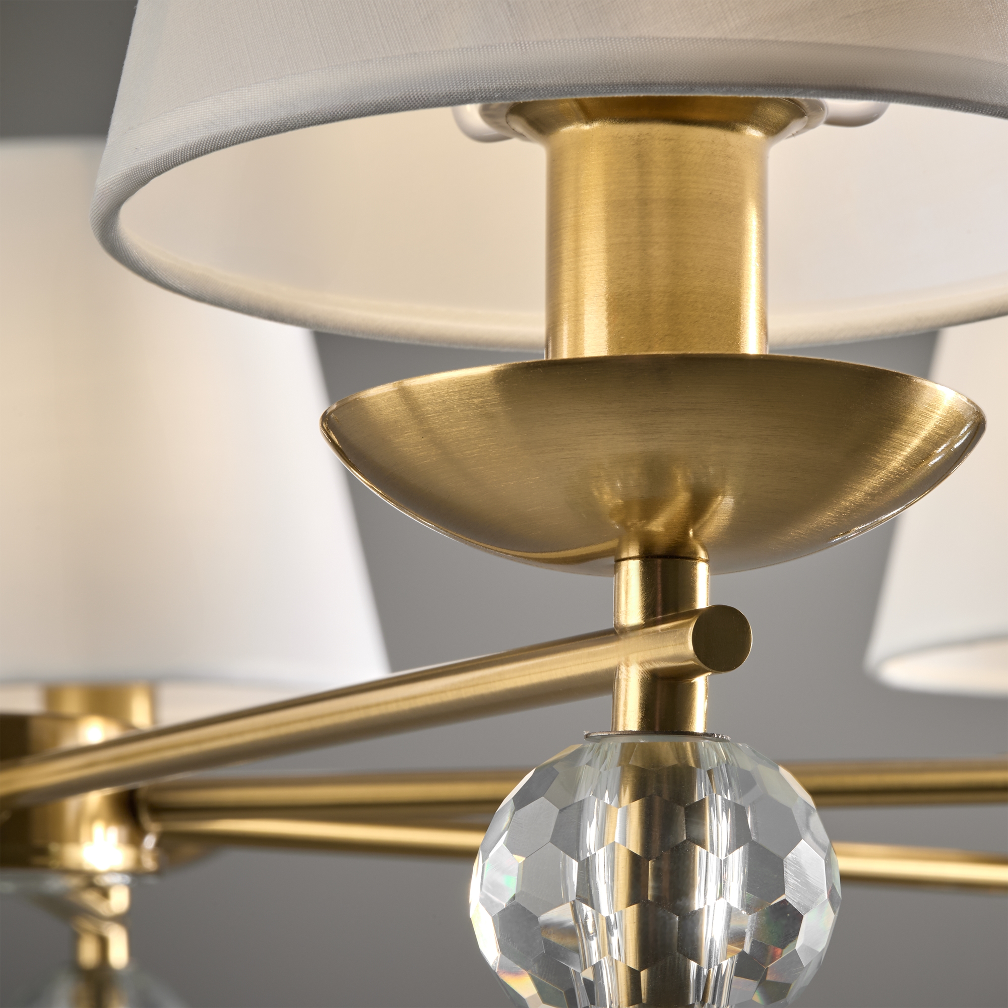 Потолочная люстра Freya Side FR1009CL-07BS_MY