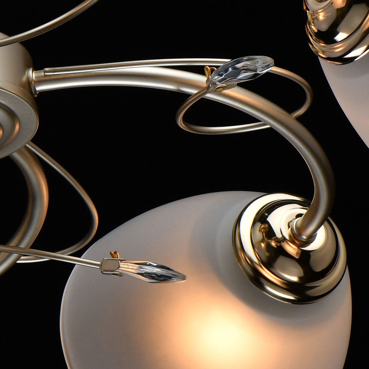 Потолочная люстра De Markt Нежность 676013405_MW