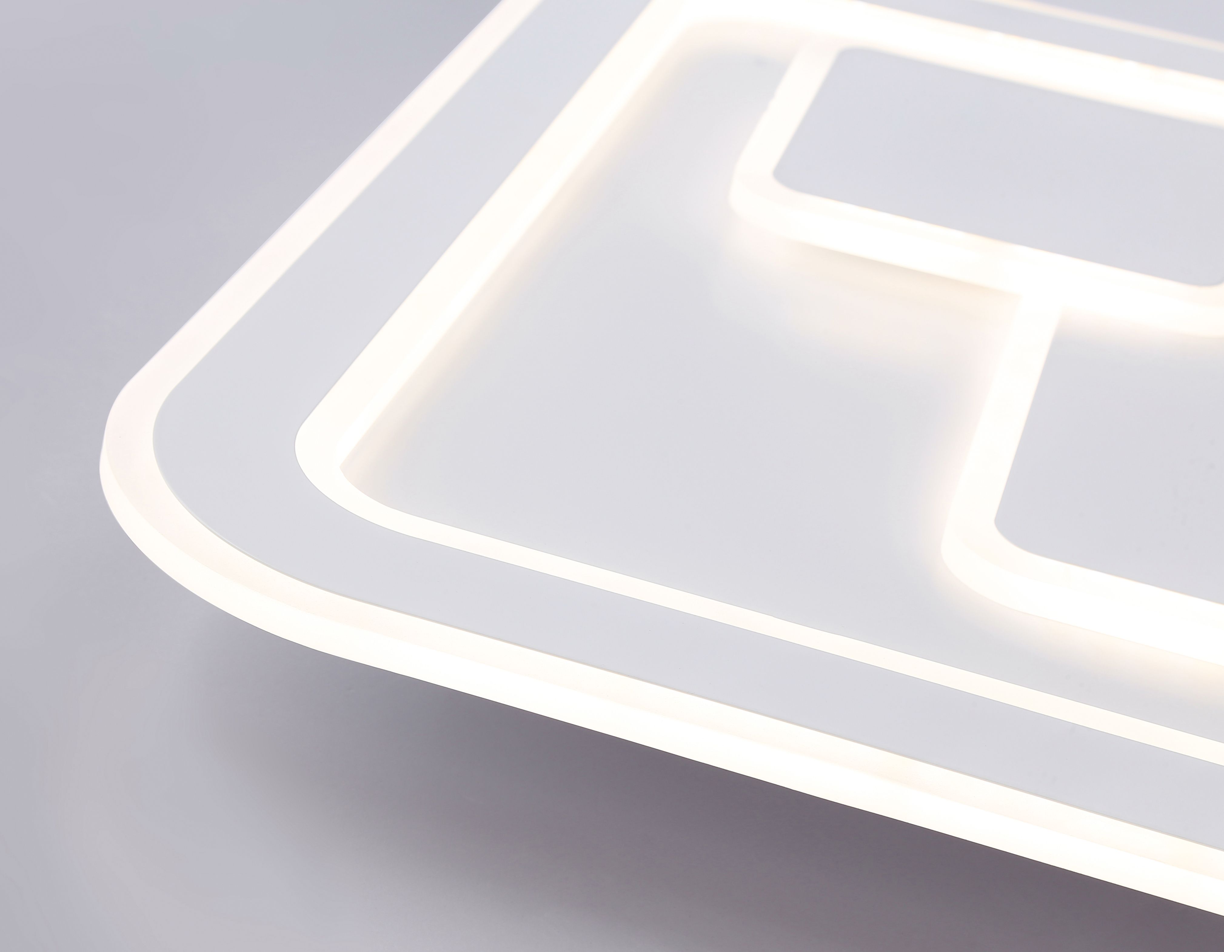 Настенно-Потолочная люстра с пультом Ambrella Light ACRYLICA FA7712_AMB