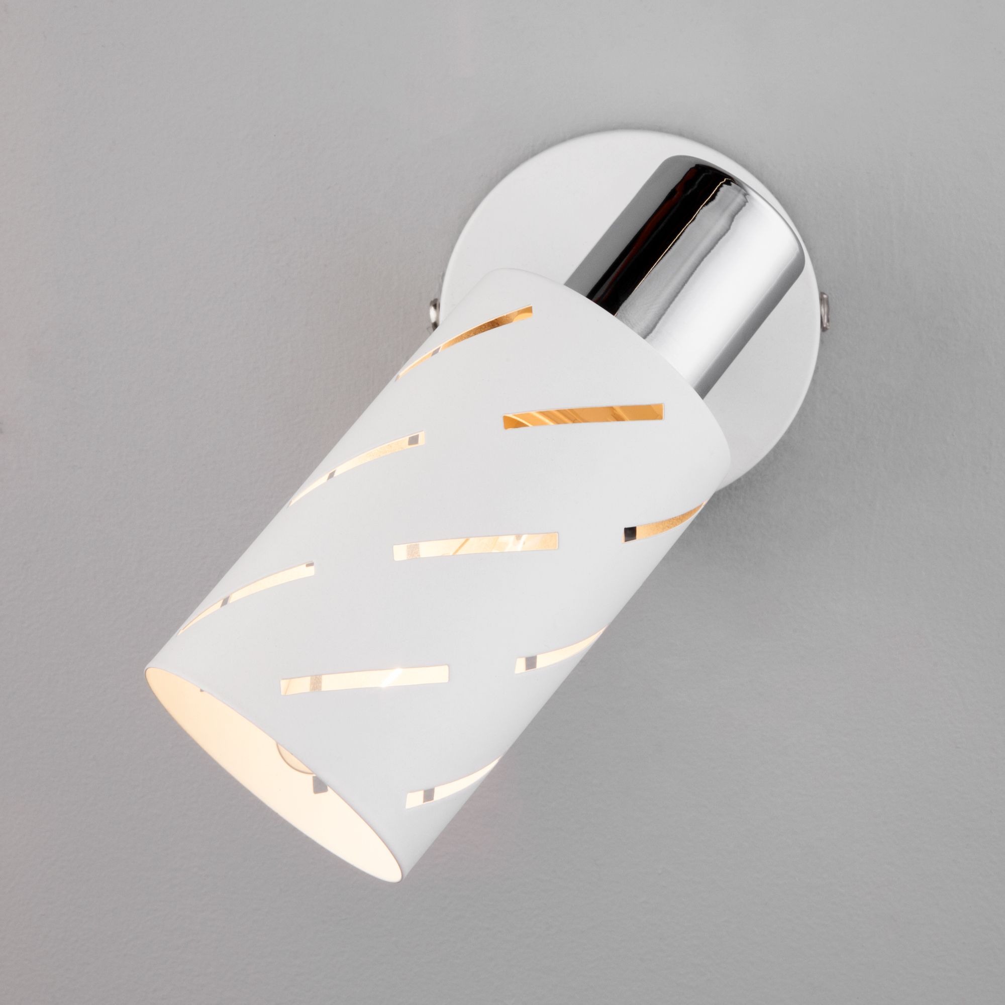 Спот Eurosvet Fente a050198_EU