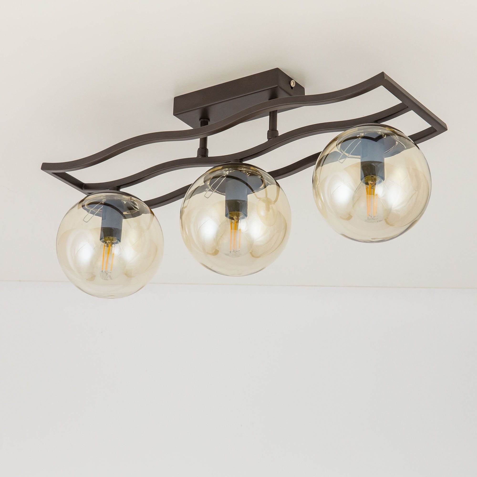 Потолочная люстра CitiLux на штанге Бриз CL106235