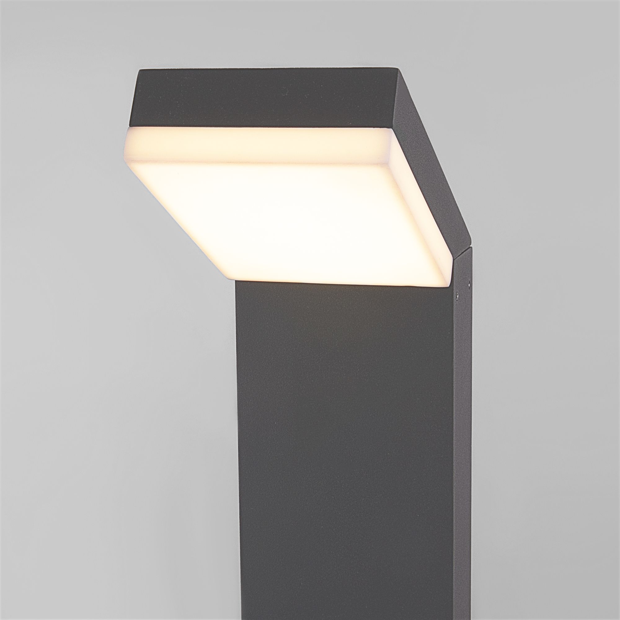 Ландшафтный светодиодный светильник IP54 Sensor a053949_ES