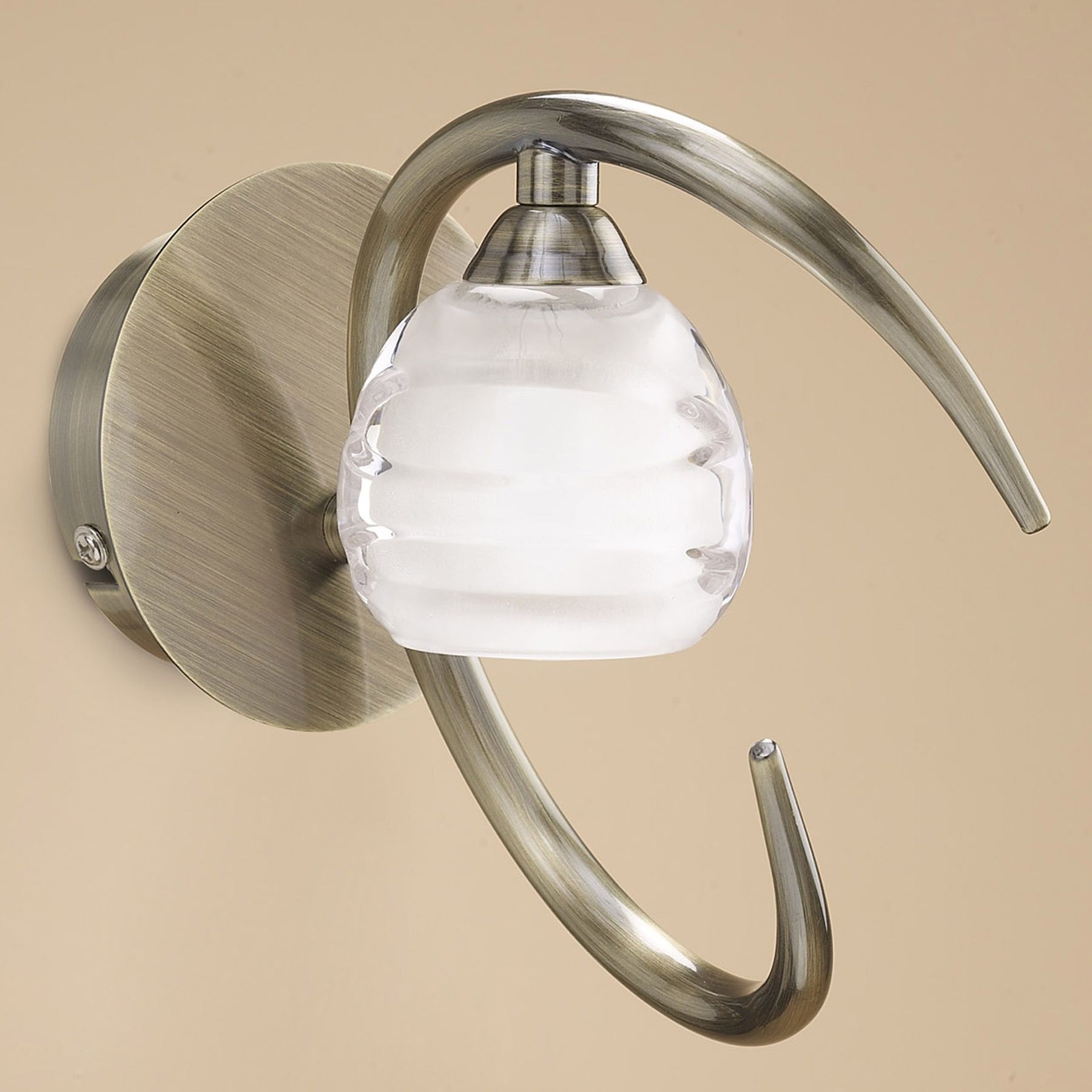 Бра Mantra Loop 1826_MN