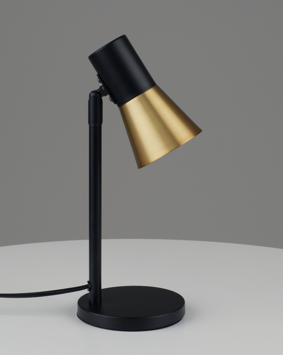 Настольная лампа Moderli V11325-1T_MD