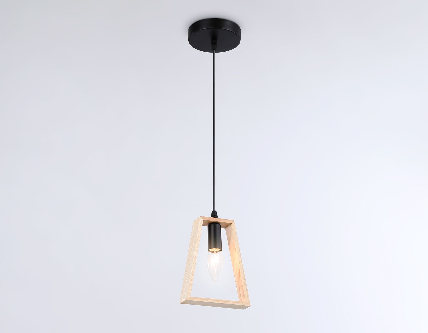 Подвесной светильник Ambrella Light TRADITIONAL TR80497_AMB